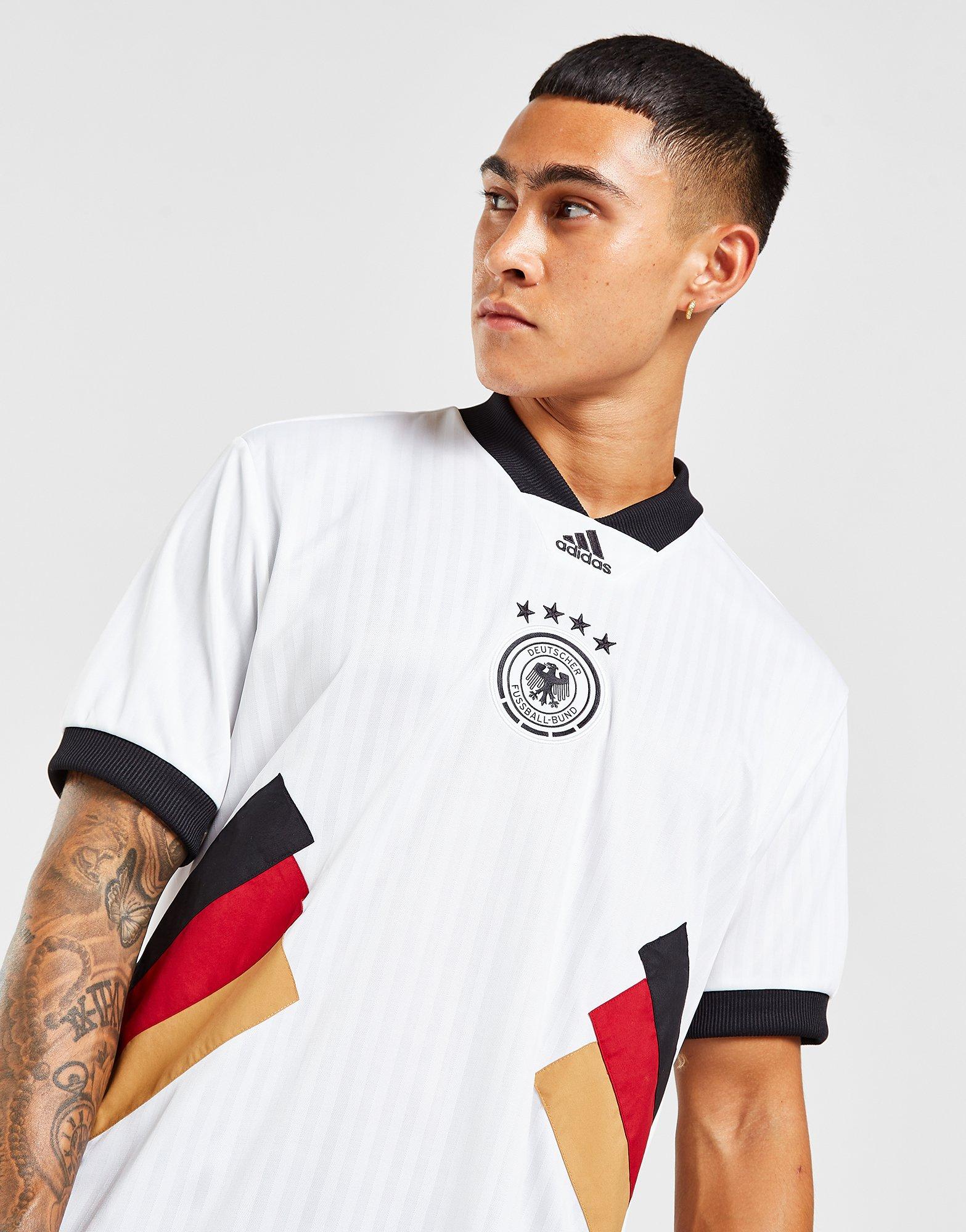 Travieso He aprendido Solitario adidas Germany World Cup Icon Shirt en | JD Sports España