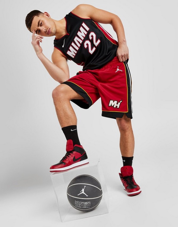 Adidas Miami Heat Black NBA Basketball Short Sleeve T-Shirt Size Large