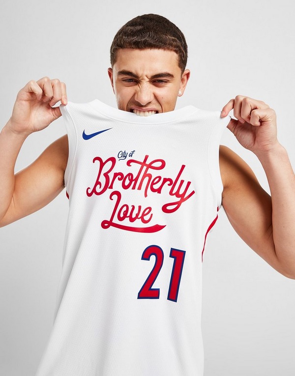 Philadelphia 76ers Standard Issue Men's Nike Dri-Fit NBA Sweatshirt
