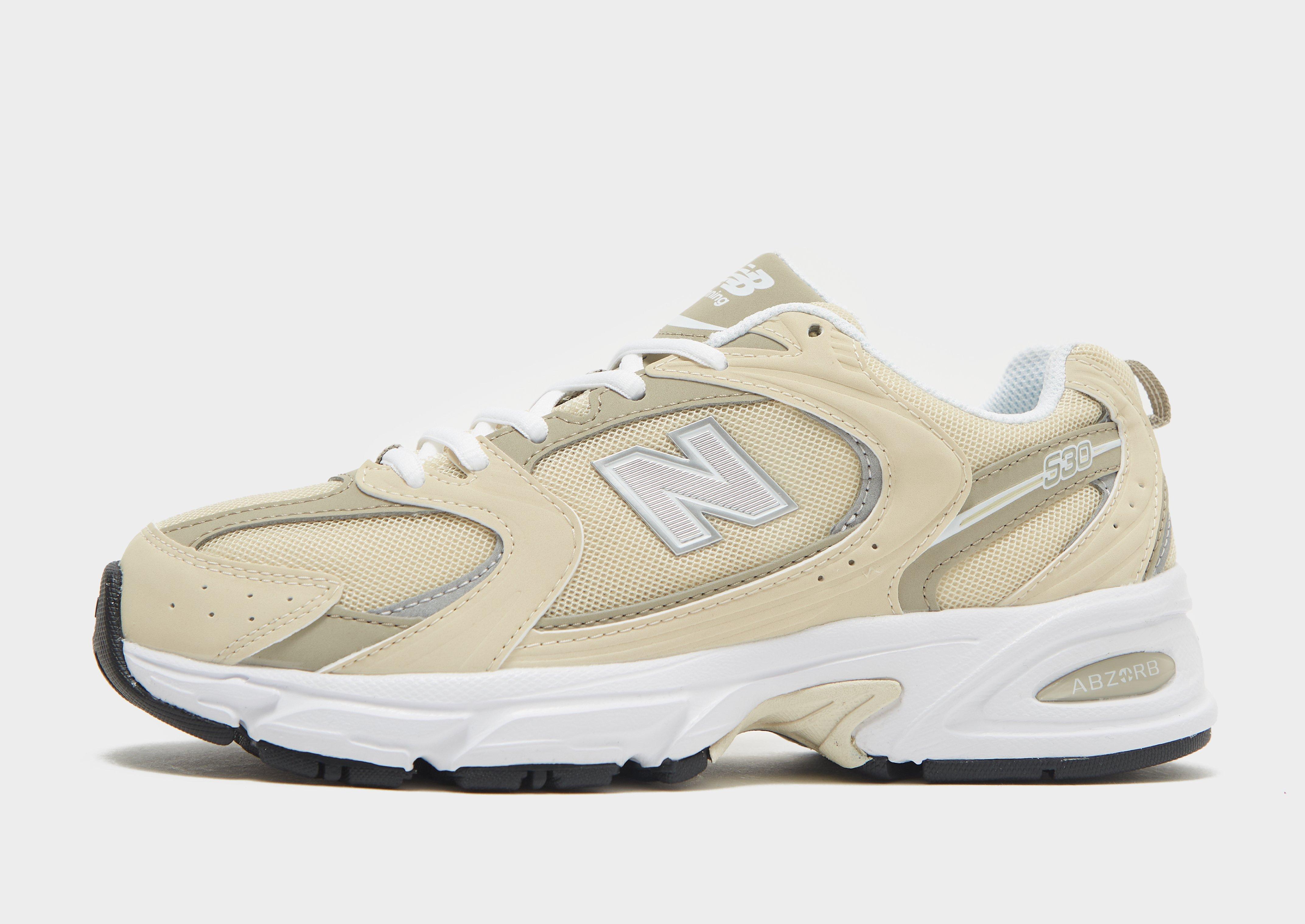 New Balance 530 Shoes in Cream - Size 5.5