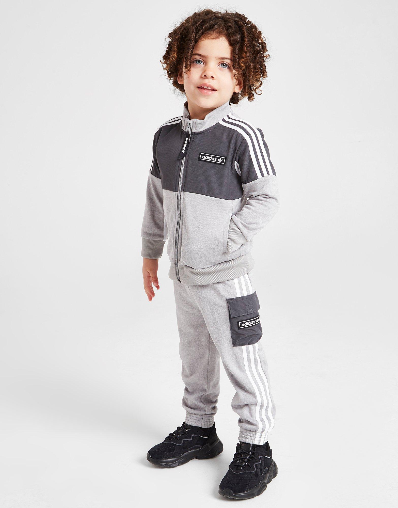 adidas Originals chándal Outdoor para bebé en Gris | JD Sports