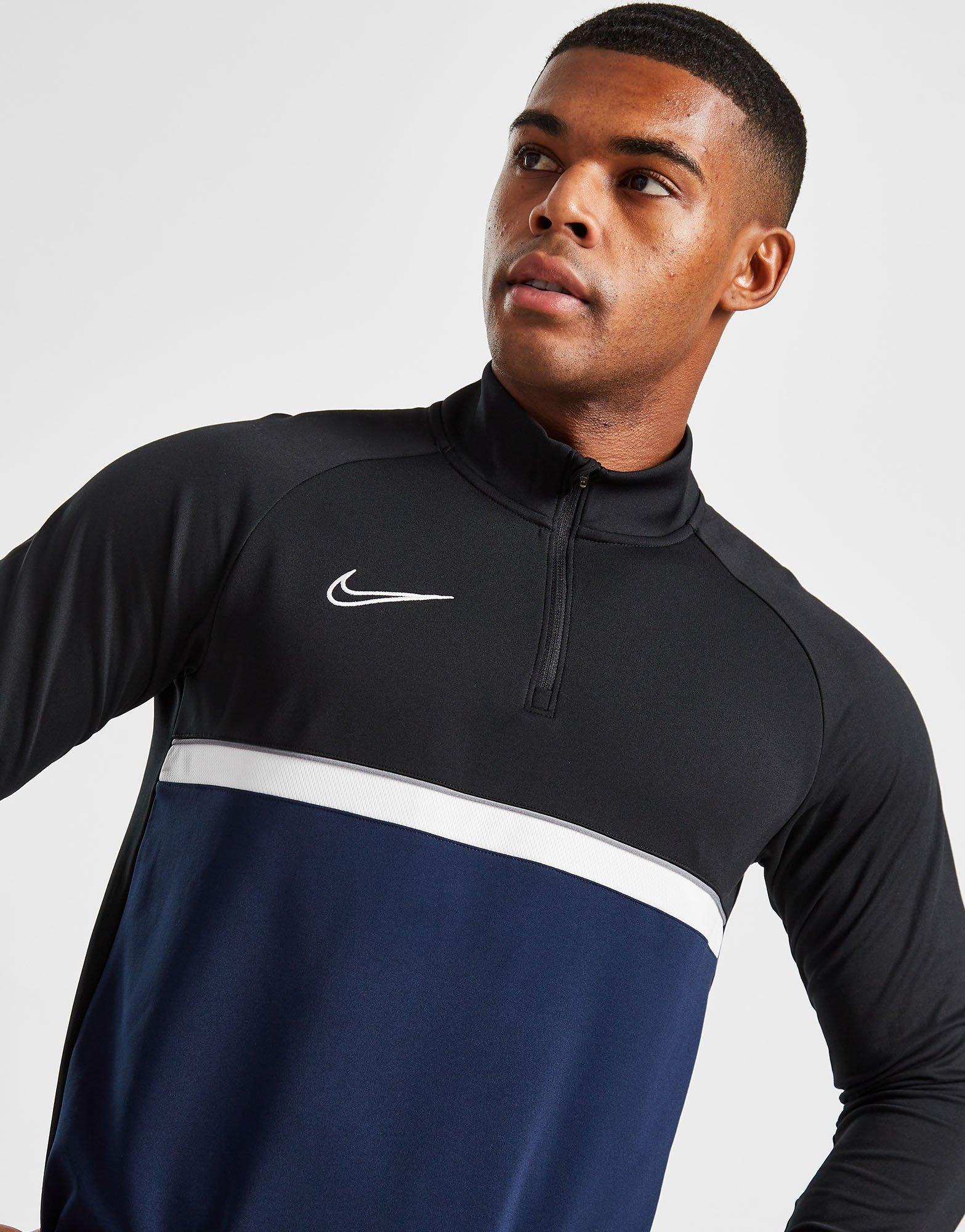 Nike Academy Essential 1/4 Zip Track Top in Nero JD Sports