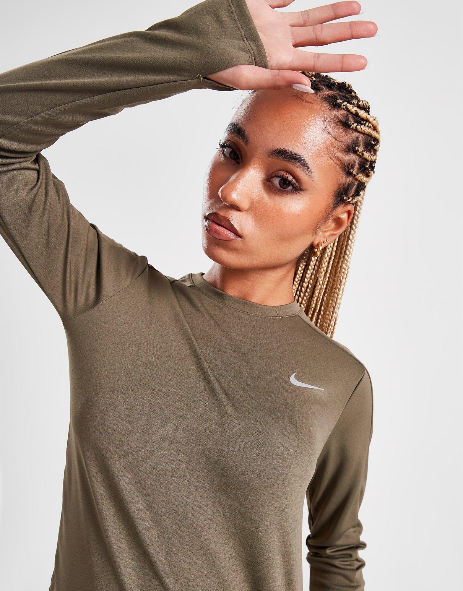 nike pacer crew top