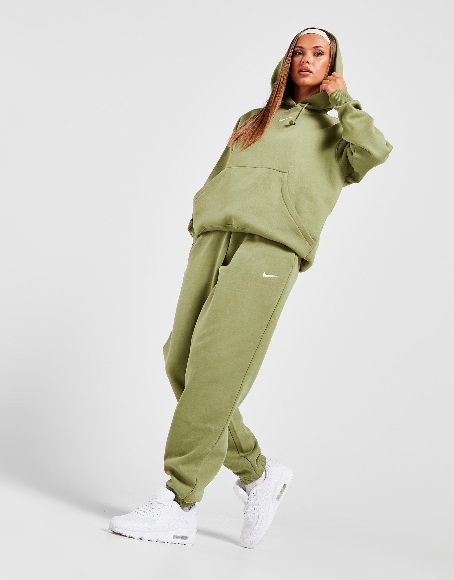 tute della nike