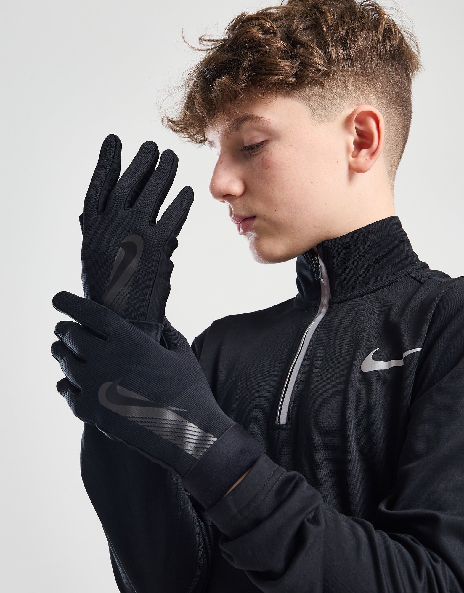 Black Nike ThermaFIT Gloves Junior JD Sports Ireland