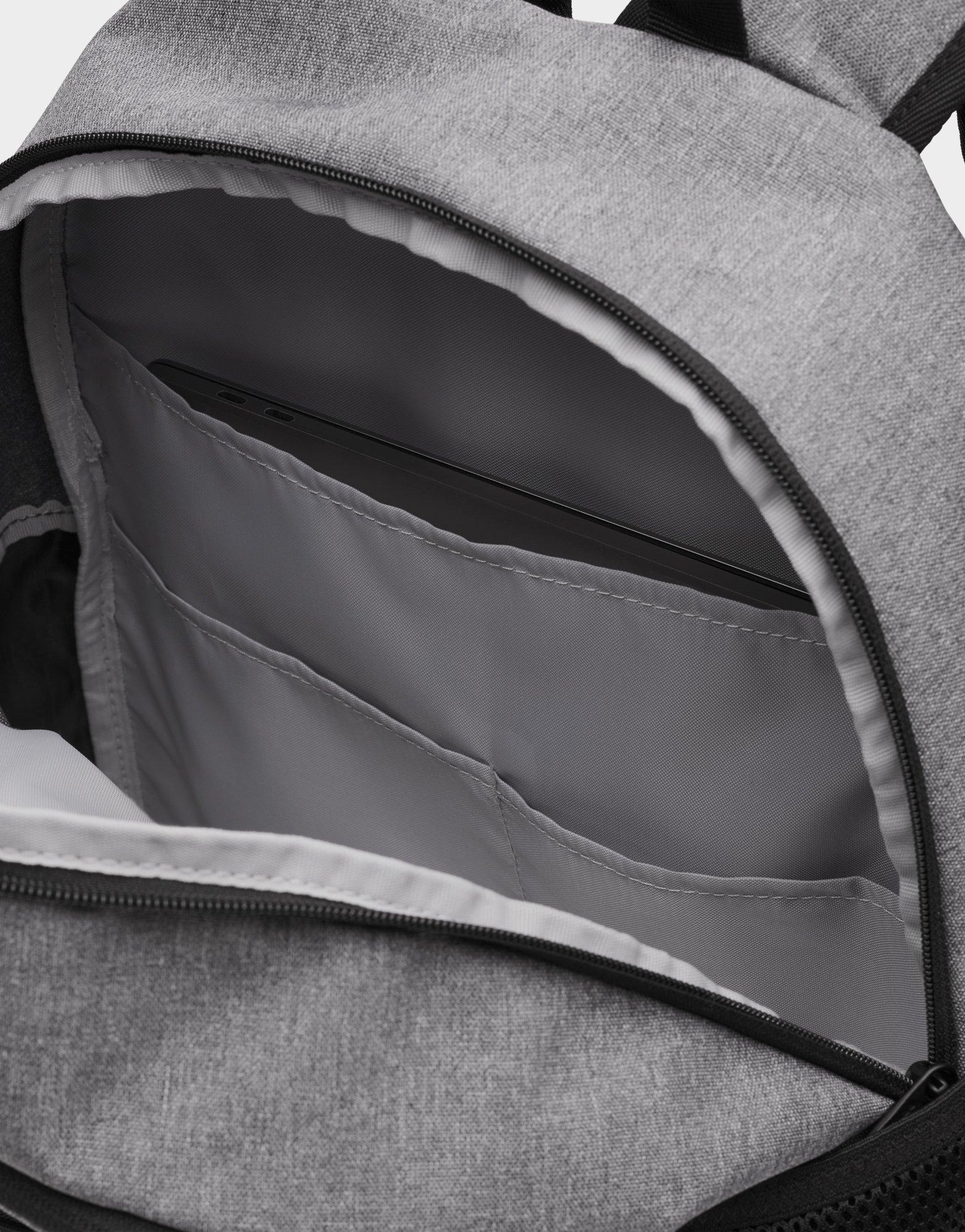 Under Armour Hustle Sport 6.0 Rucksack