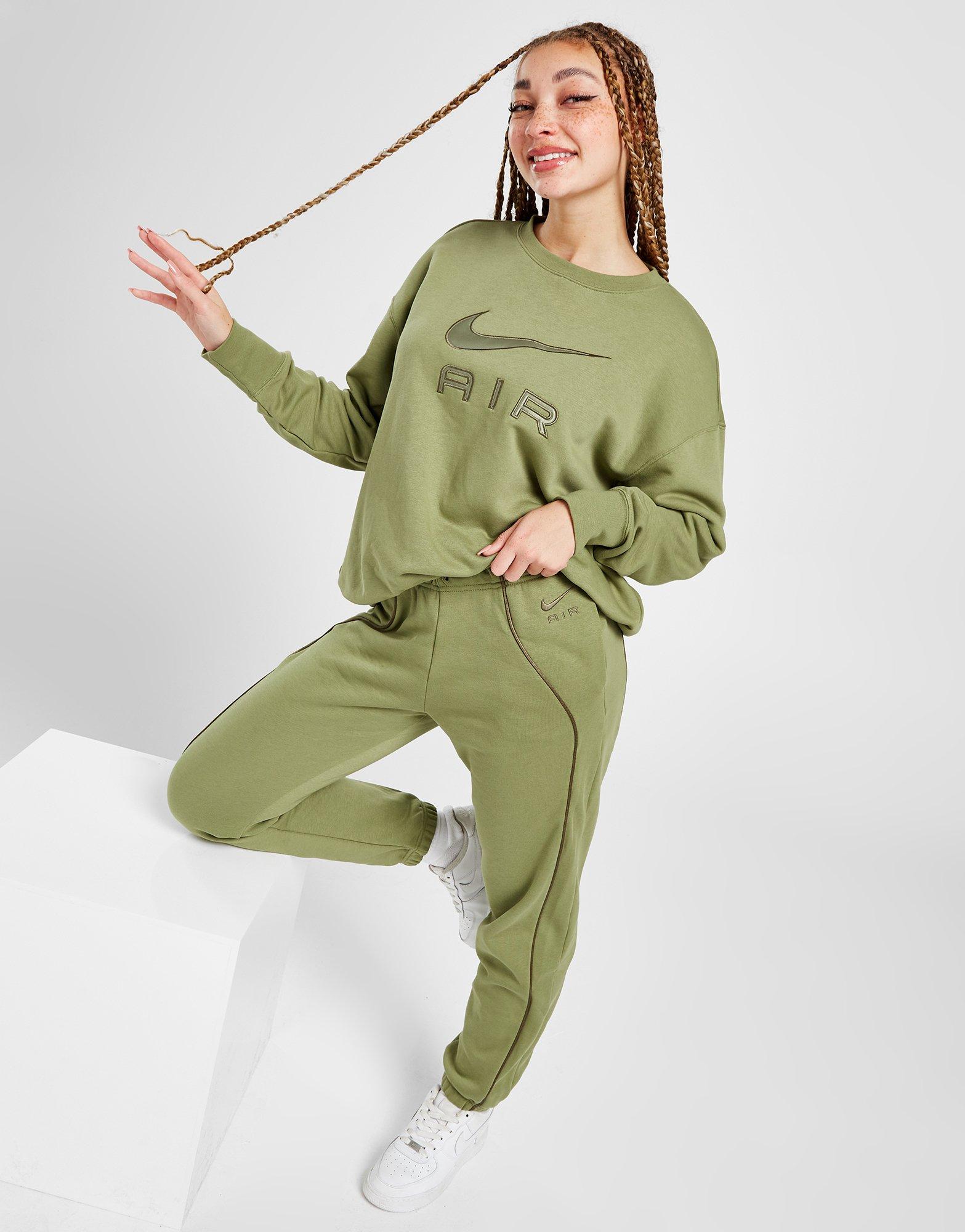 Nike air 2025 green tracksuit