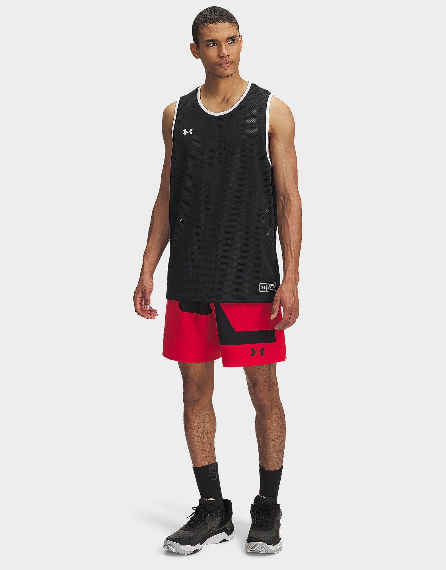 Under Armour Zone Woven Graphic Shorts (18 cm)