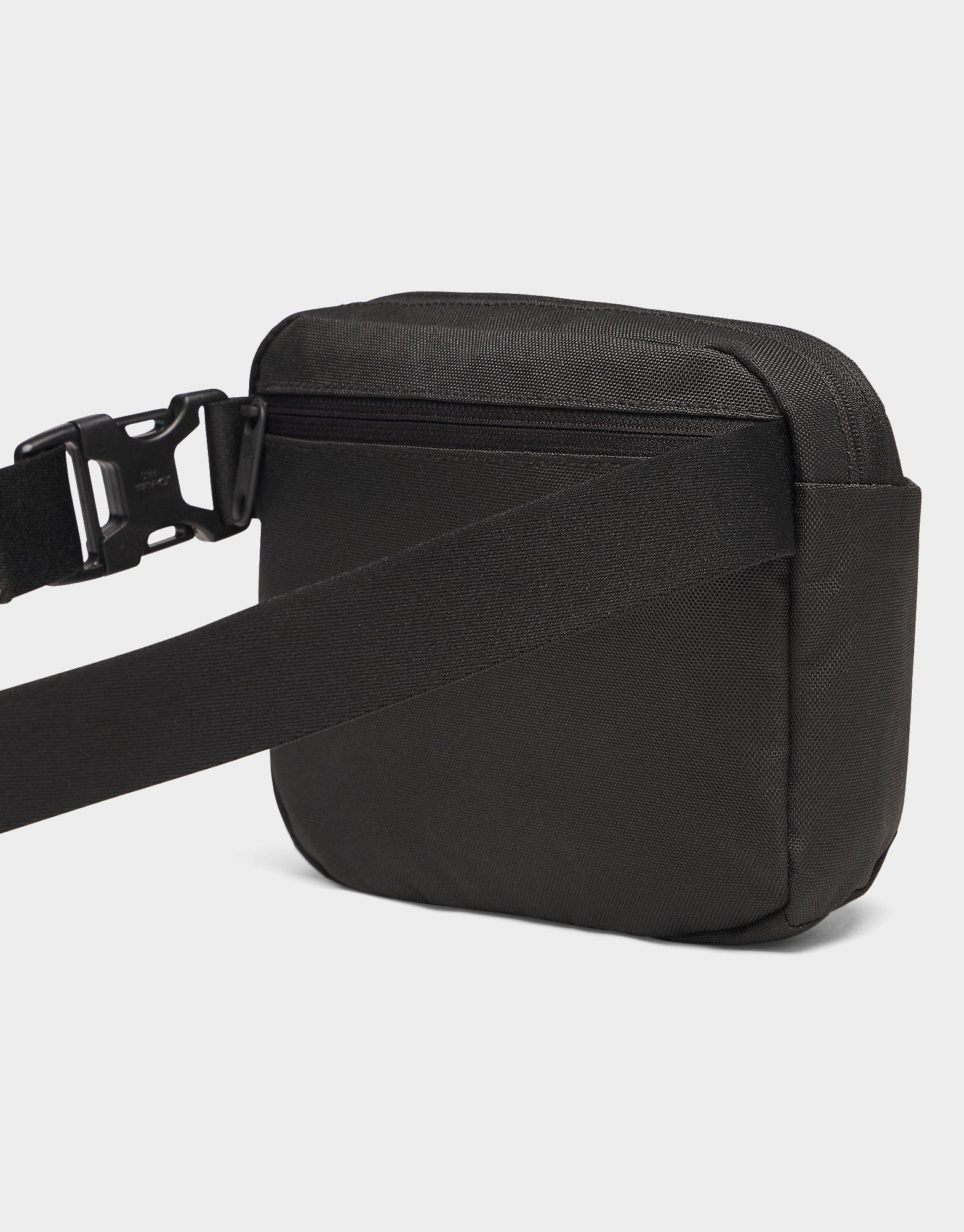 Under Armour Sac banane à bandoulière Essential
