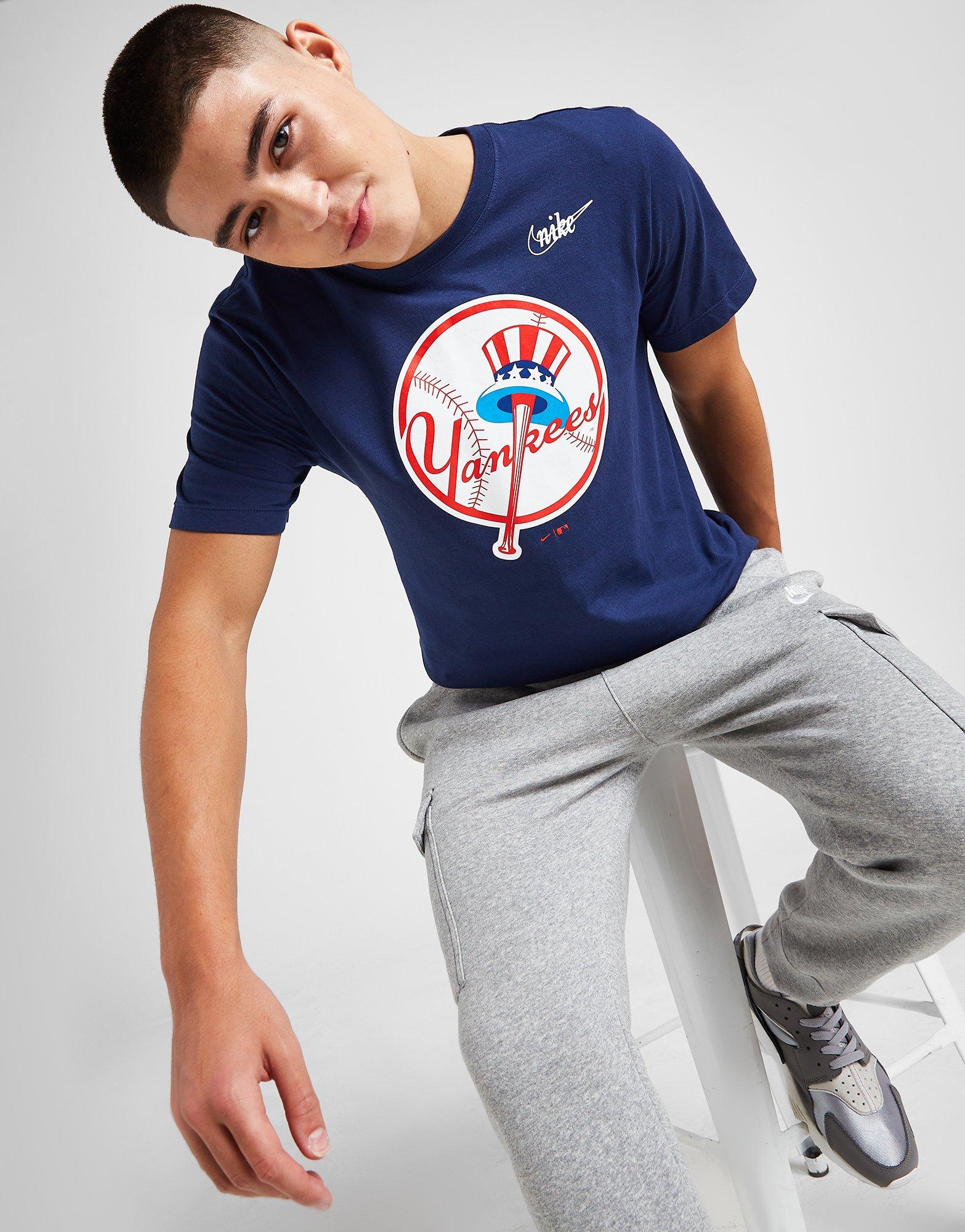 Nike Womens New York Yankees MLB White Blue Track Jacket Medium