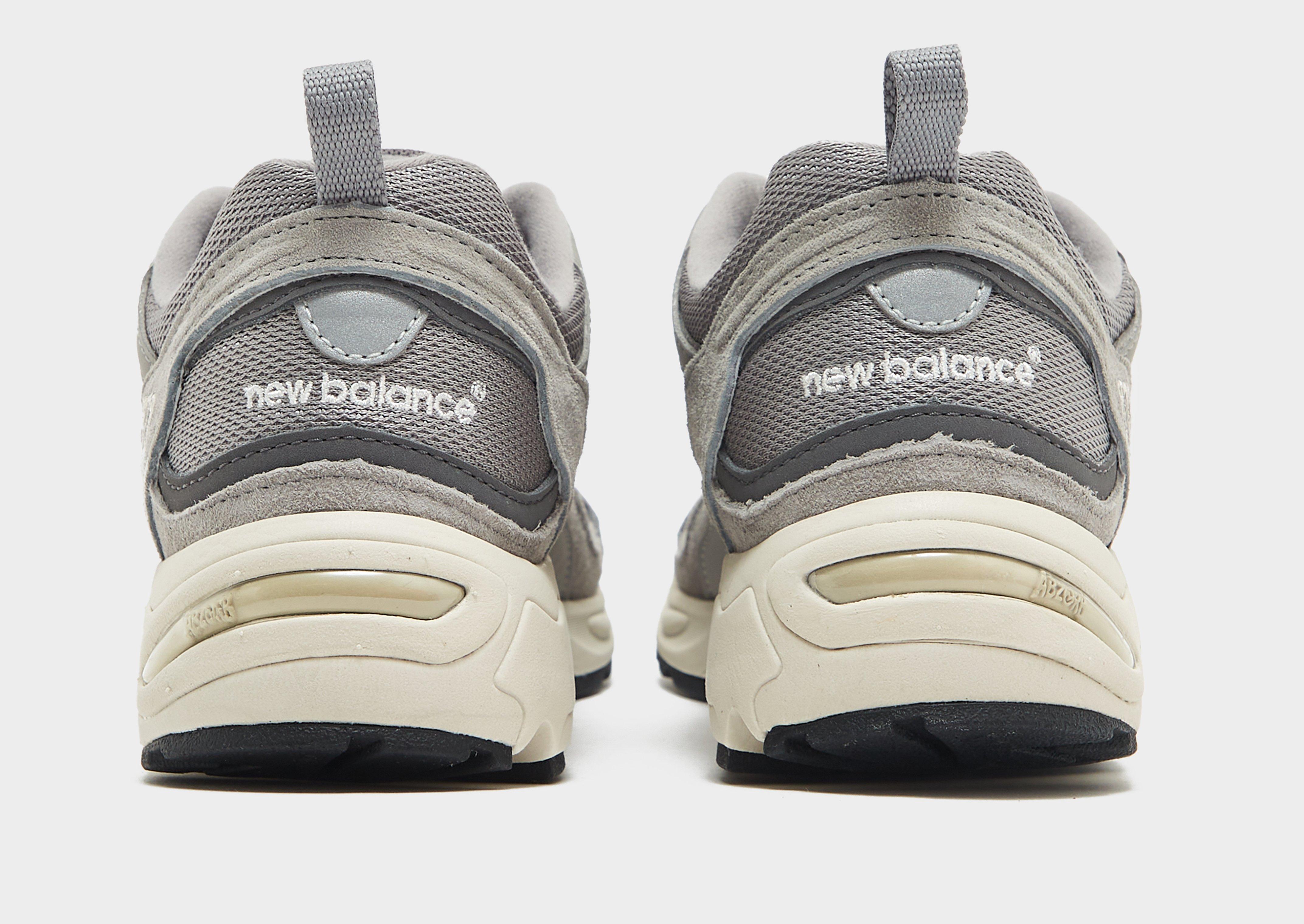 New Balance 878 Women's