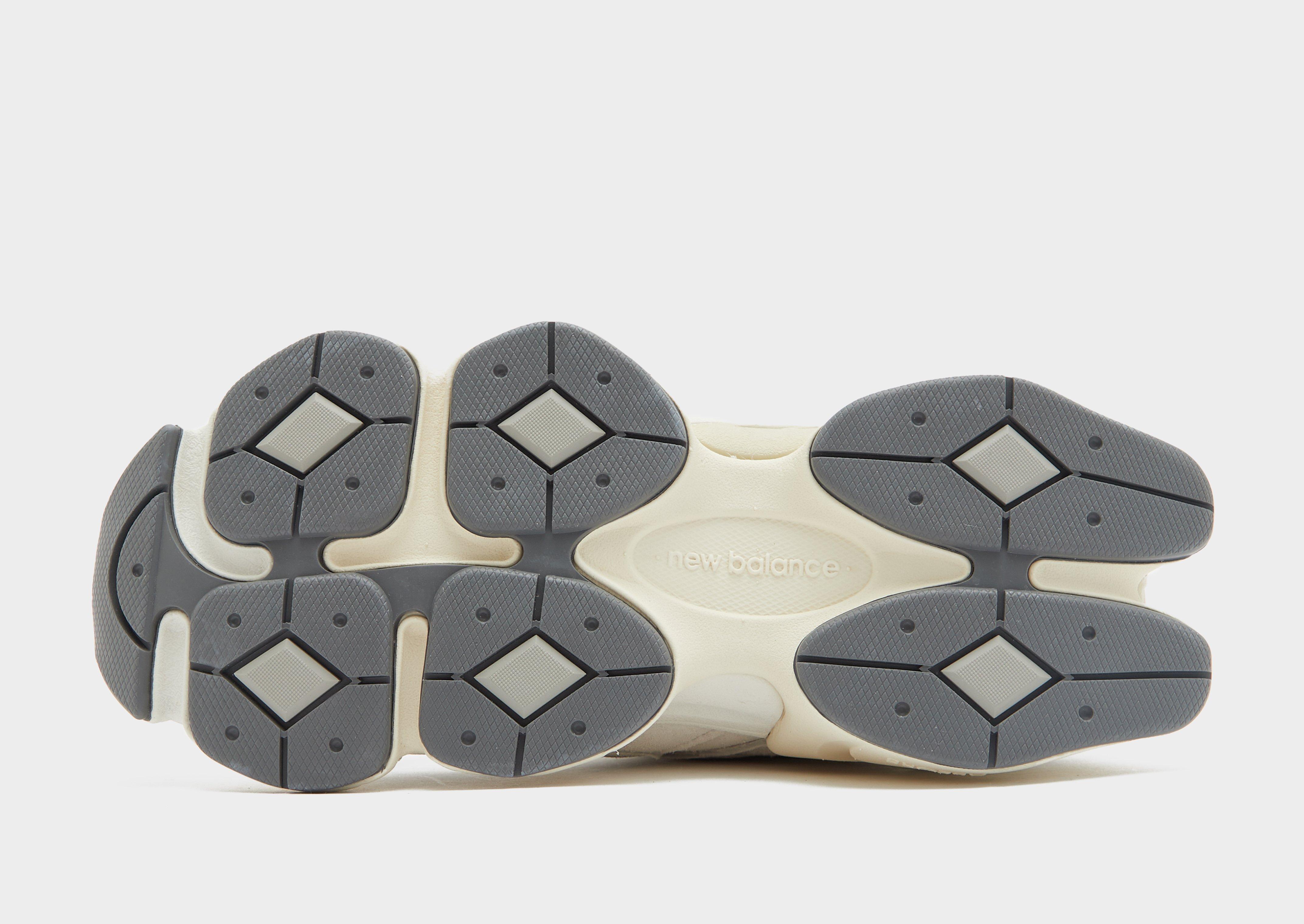 New Balance 9060 Naiset