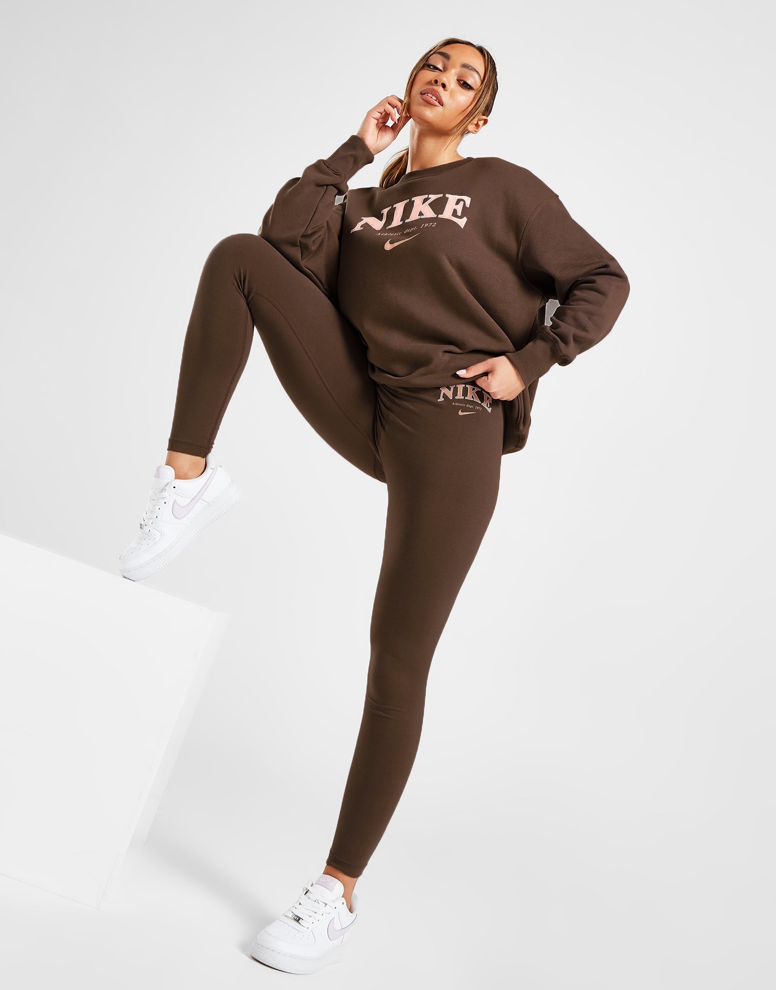 Goneryl leeg Verwachten Brown Nike Varsity Leggings | JD Sports Global