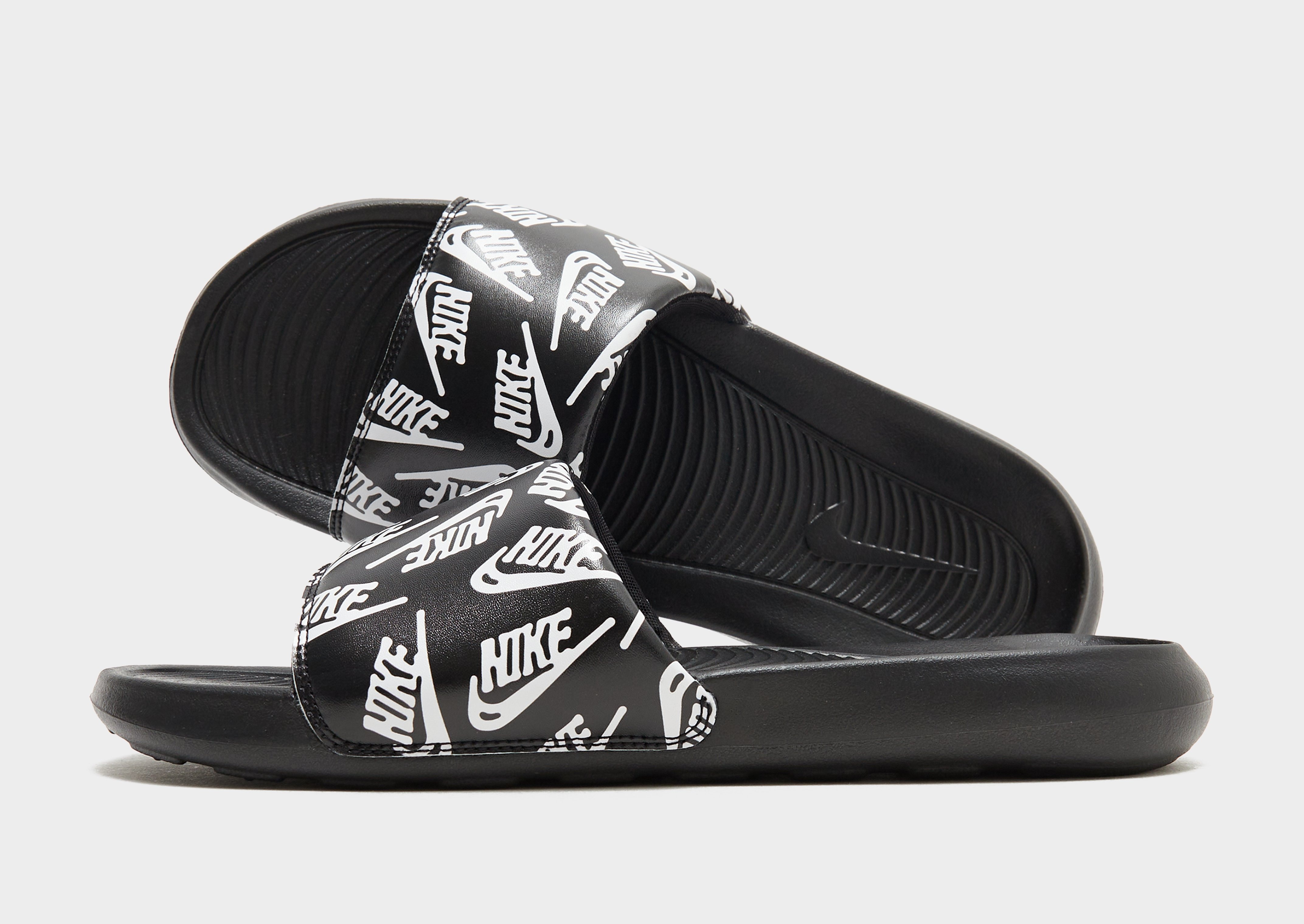 Casi cable cobre Black Nike Victori Print Slides | JD Sports UK