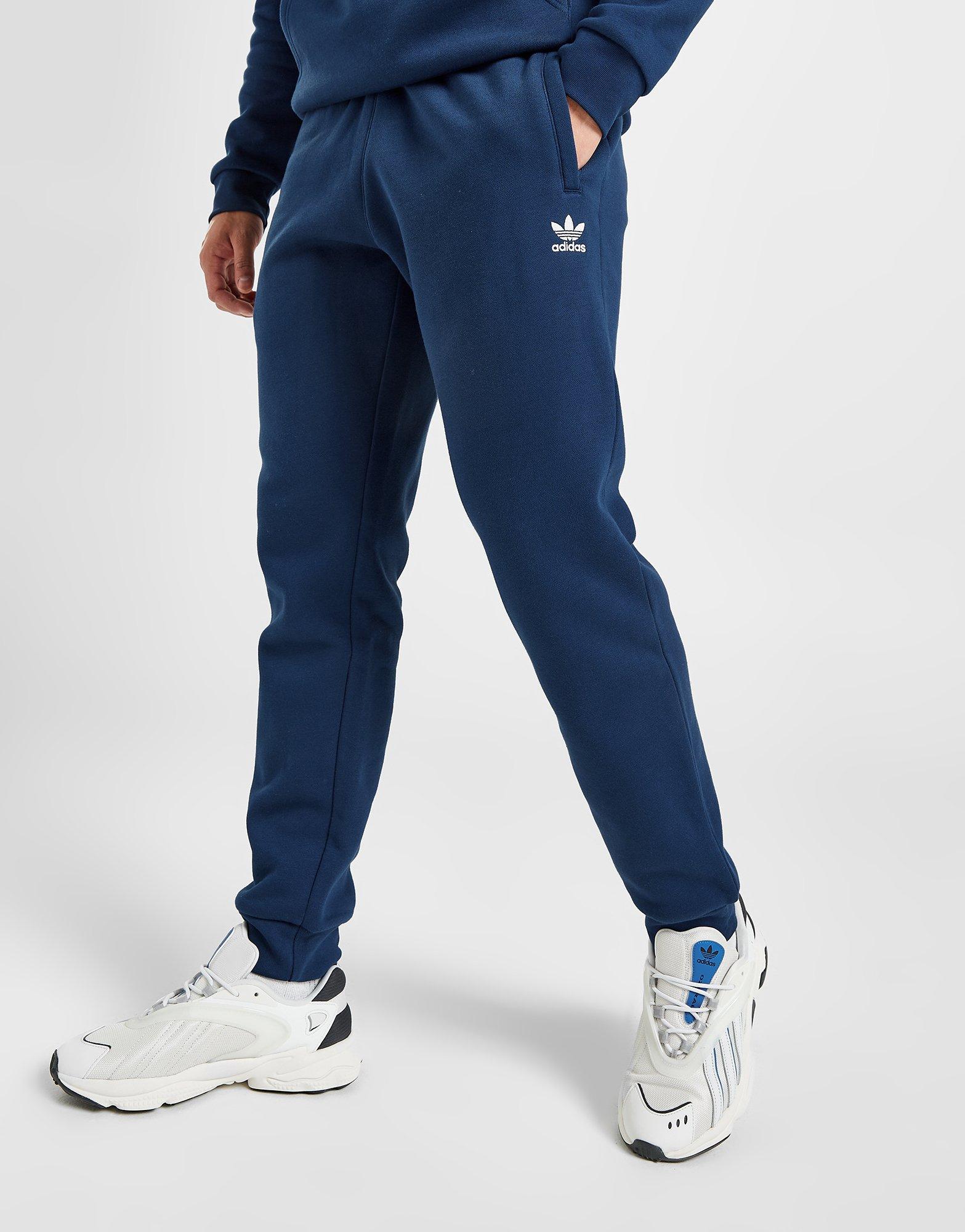 adidas Originals Adicolor Essentials Trefoil Fleece Joggers in Blu JD Sports