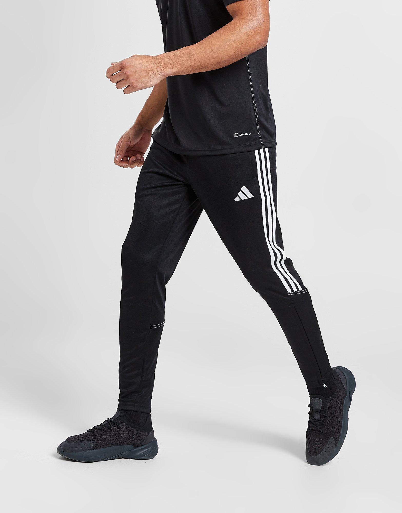 Jd sports 2024 adidas bottoms