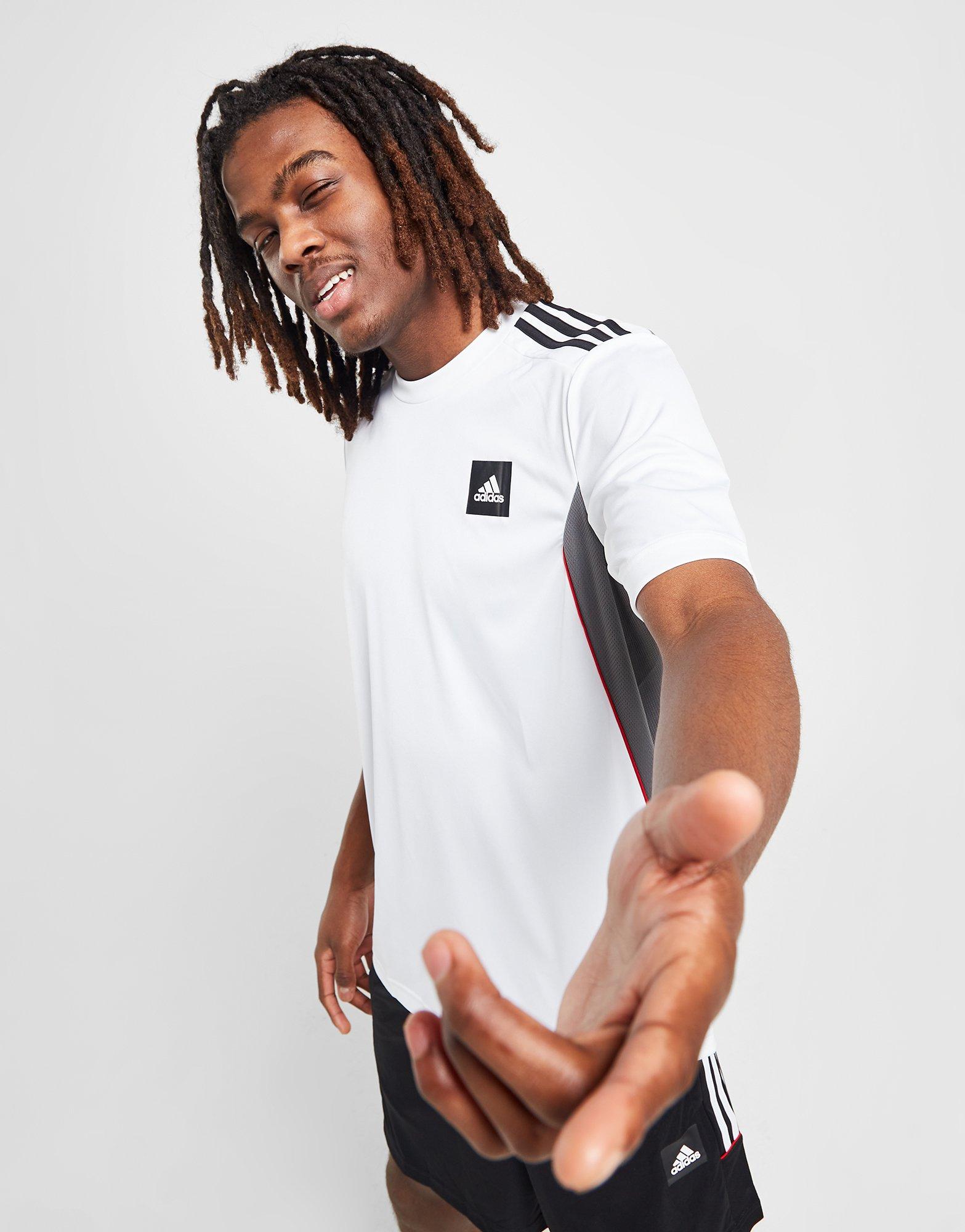 Oficiales Enviar En honor adidas camiseta Match Football en Blanco | JD Sports España