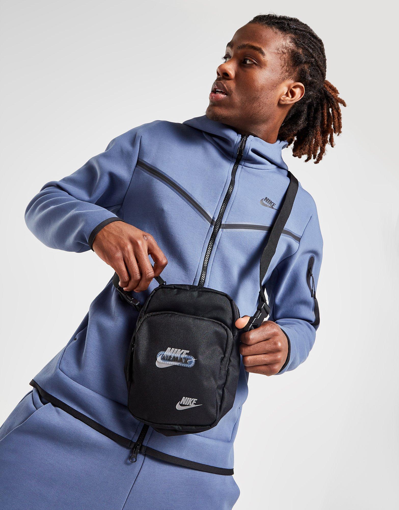 Nike air hot sale max shoulder bag