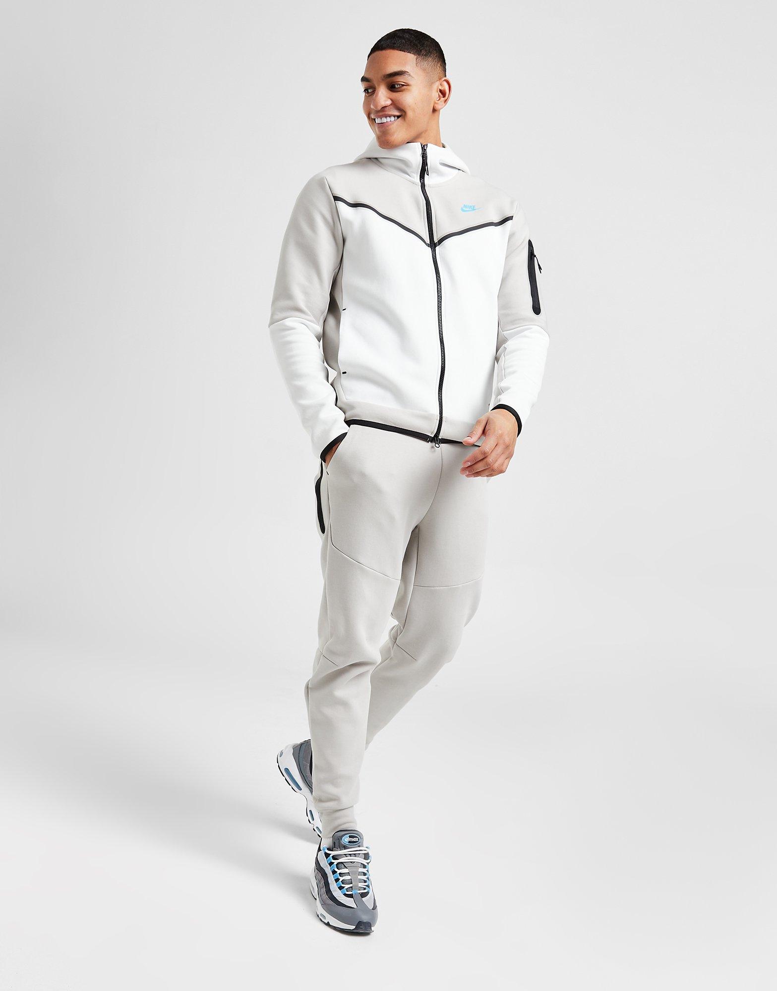 Nike Tech Fleece Full Zip Hoodie