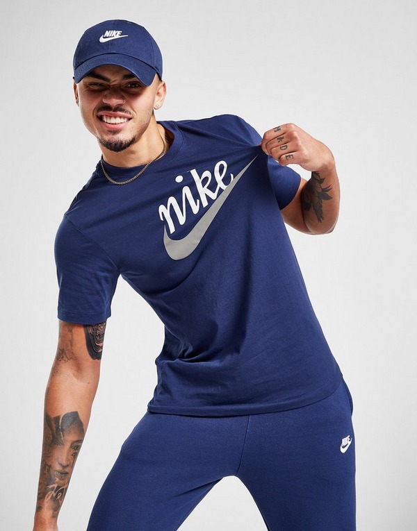 Nike camiseta Futura