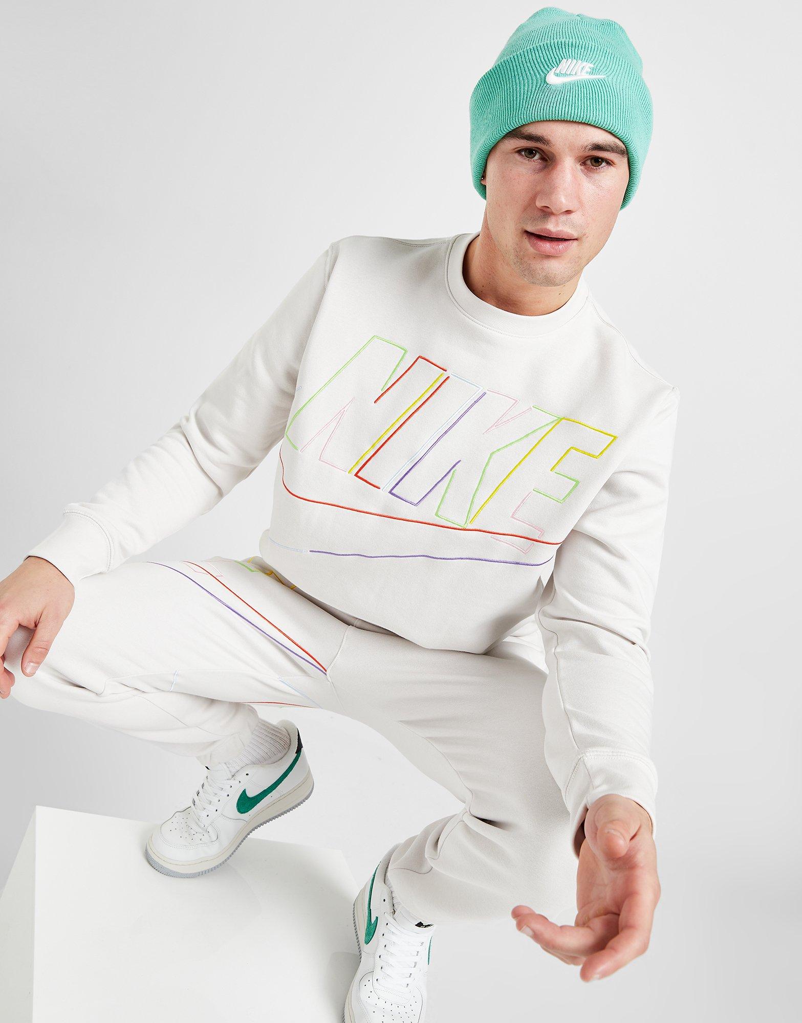nike club swoosh crew
