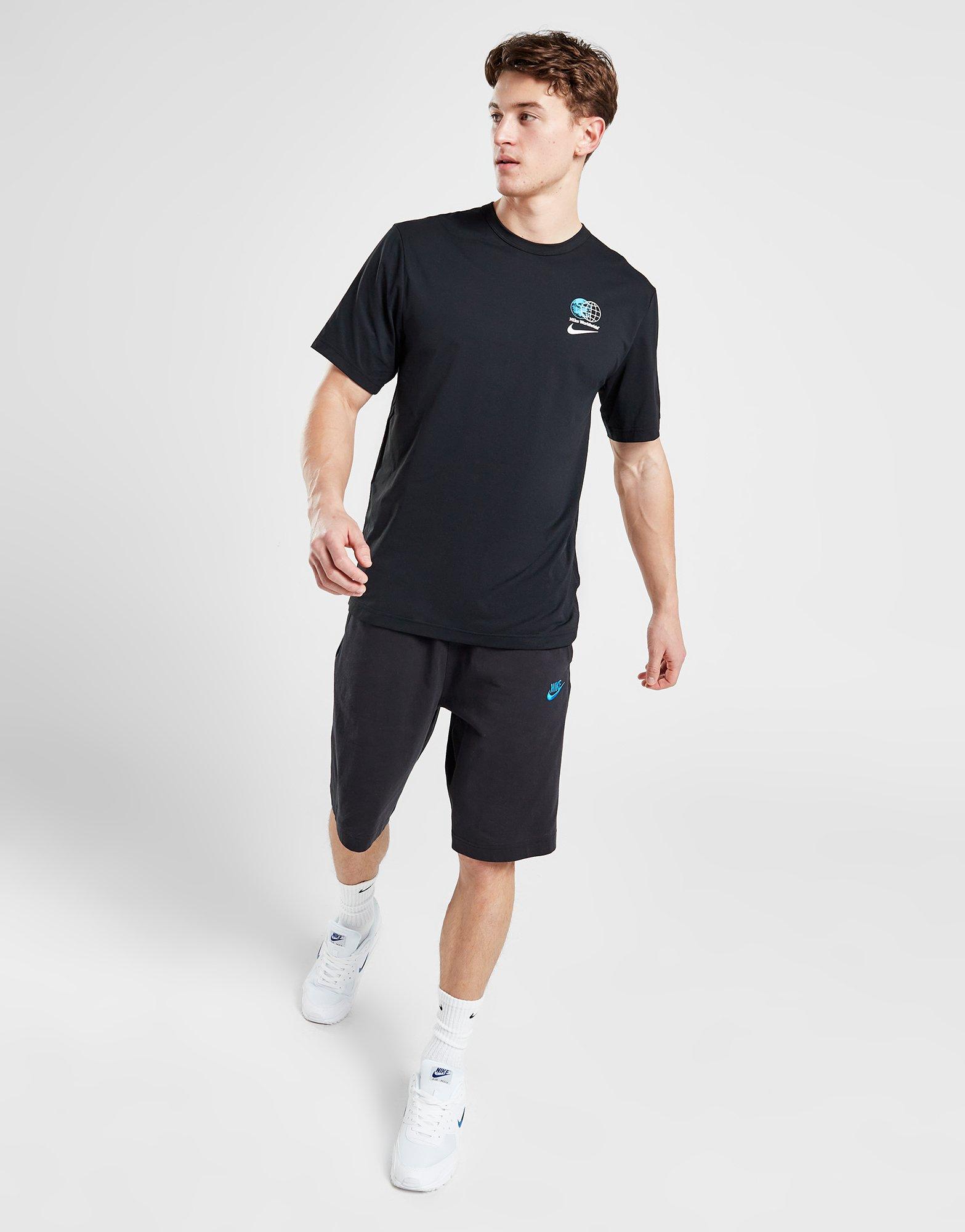 Nike Hyverse Graphic T-Shirt