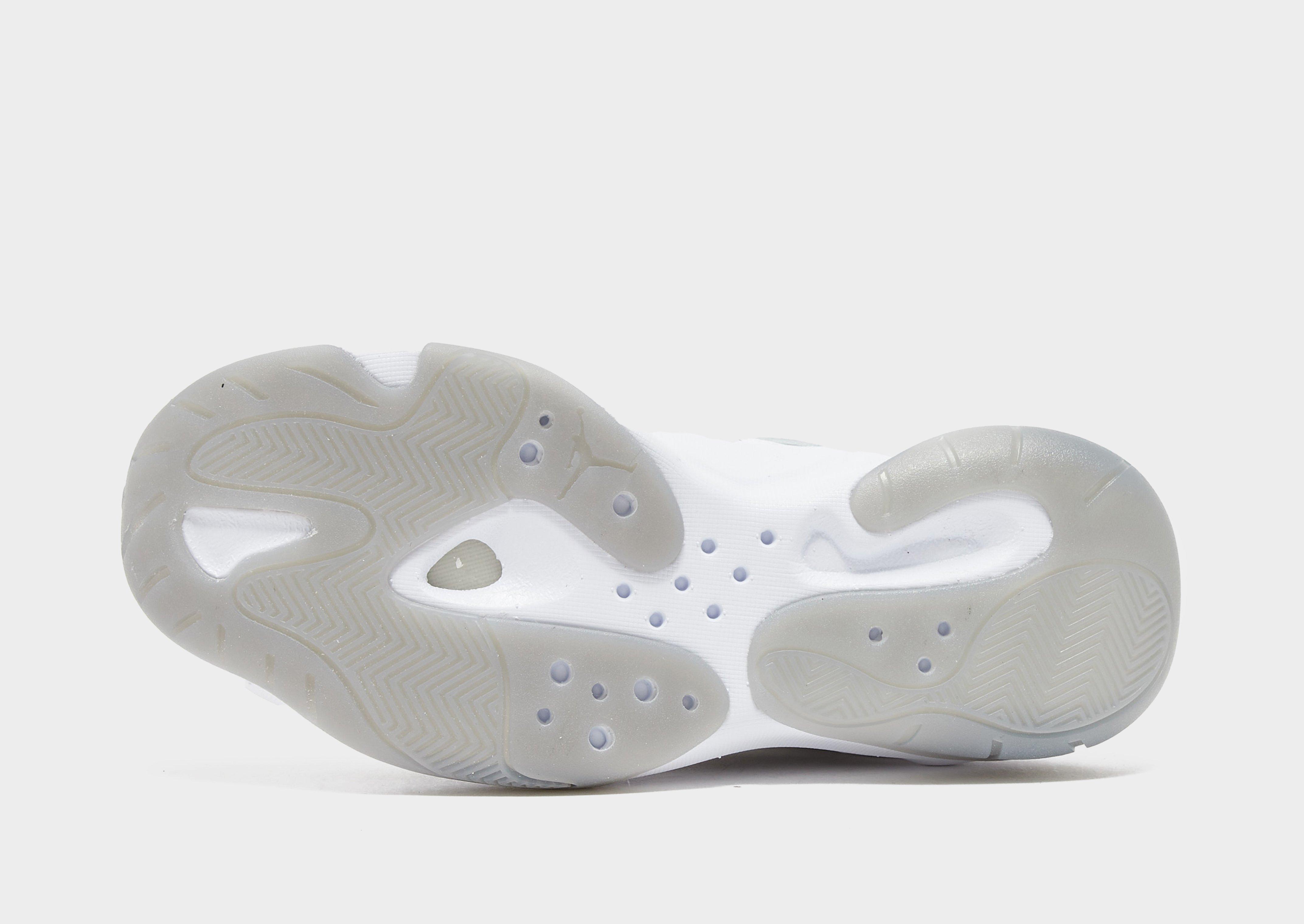 Jordan Air 11 CMFT Low para Mulher