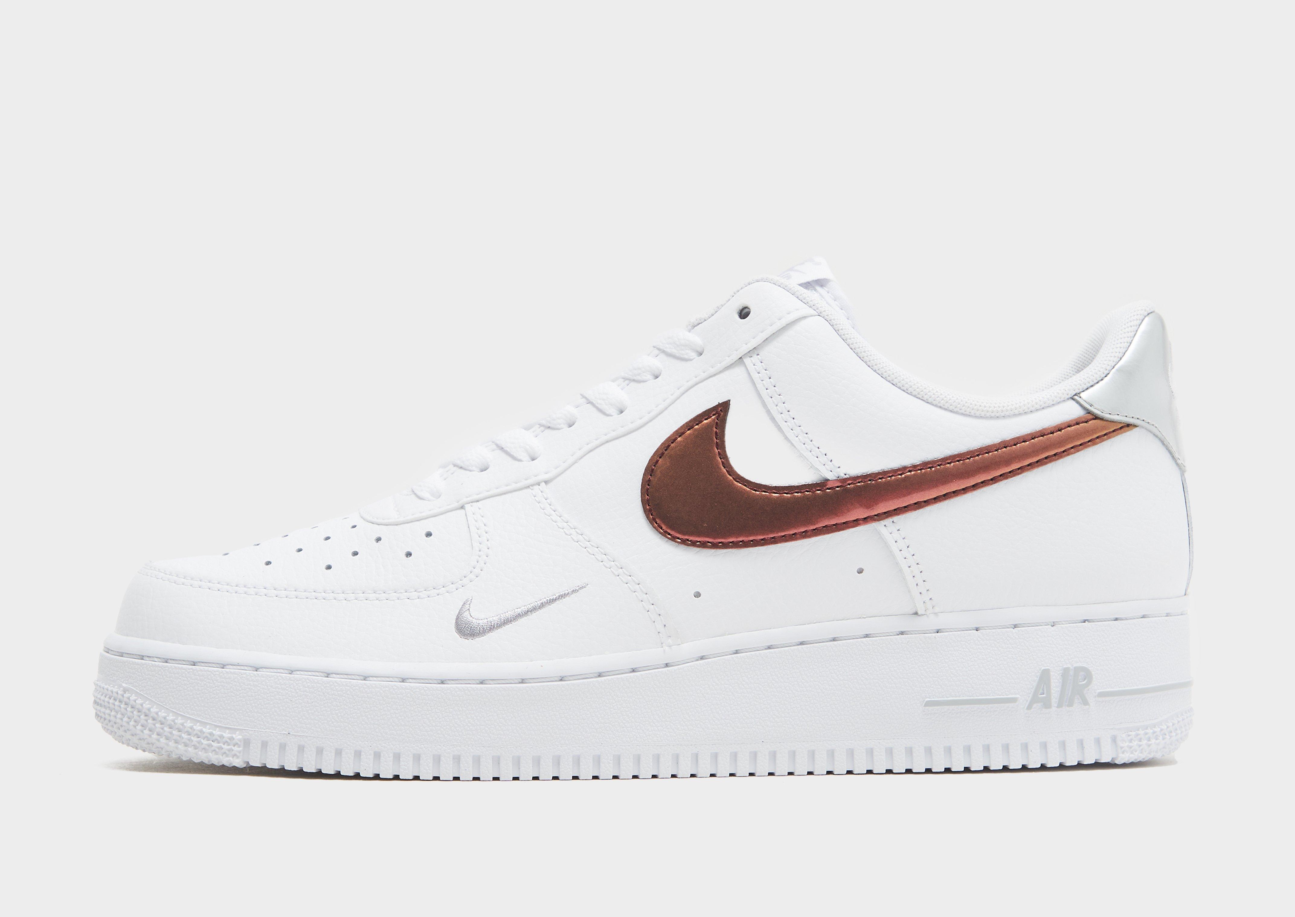 punt spons sponsor White Nike Air Force 1 Low | JD Sports