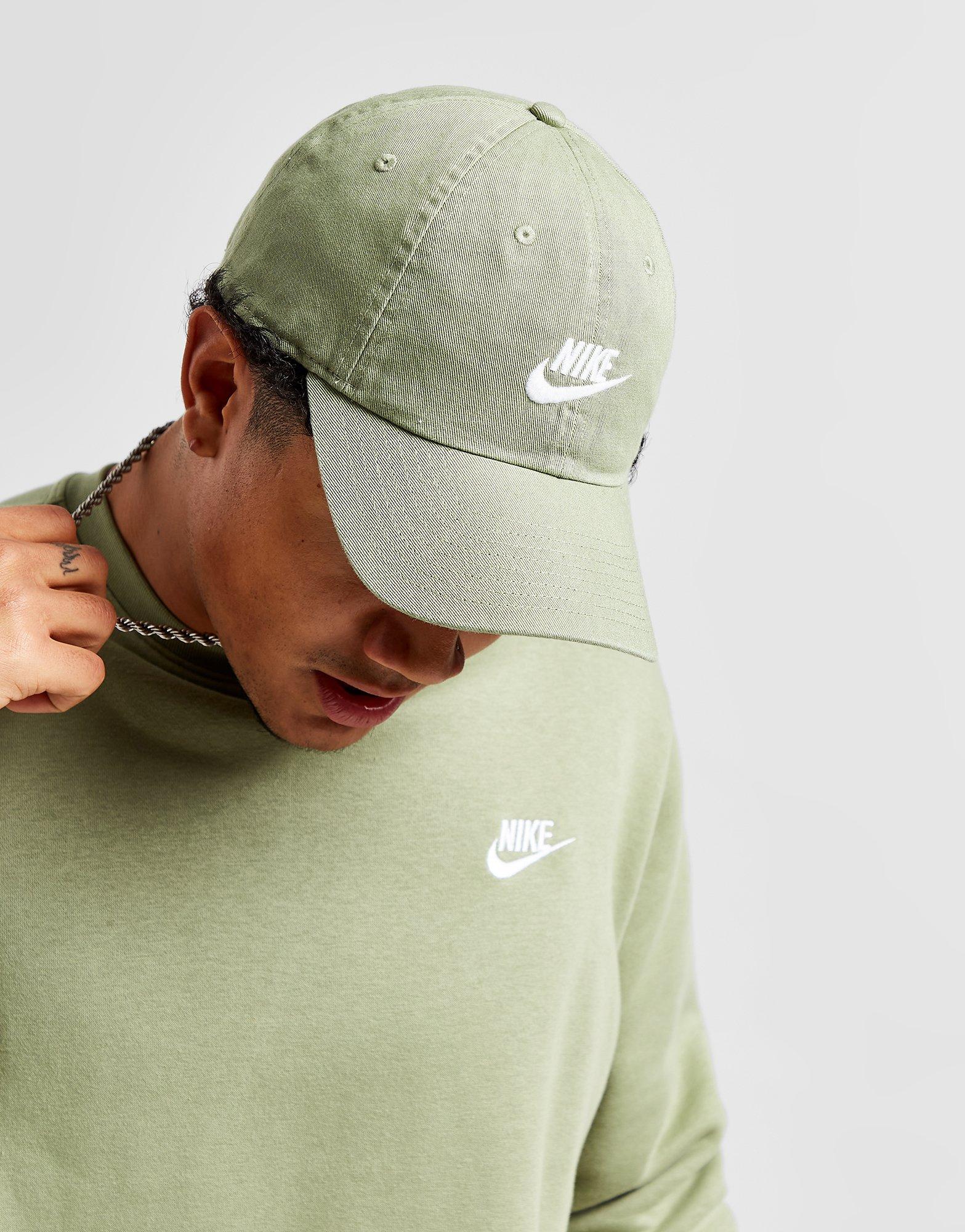 green nike cap