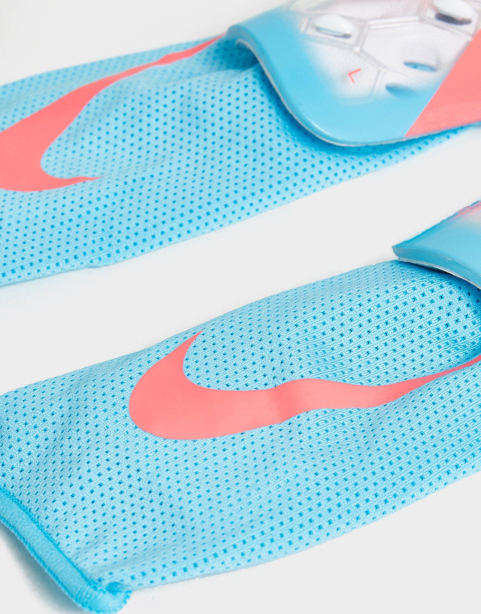 Nike Mercurial Lite SuperLock Shin Guards