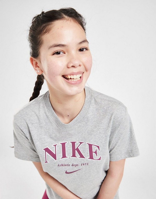 Nike Girls' Trend Boyfriend T-Shirt en Gris | Sports