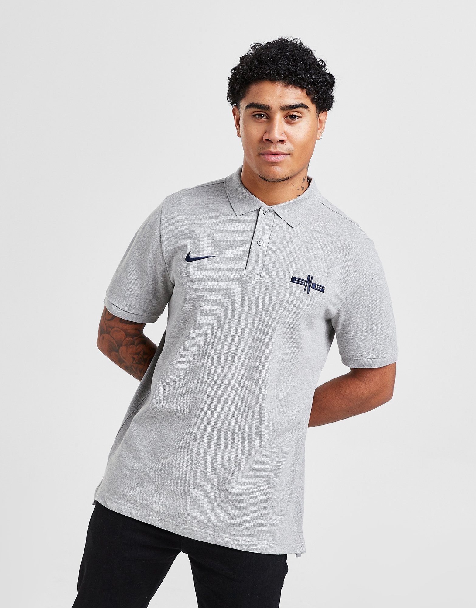 Nike England Sportswear Shirt en Gris | España