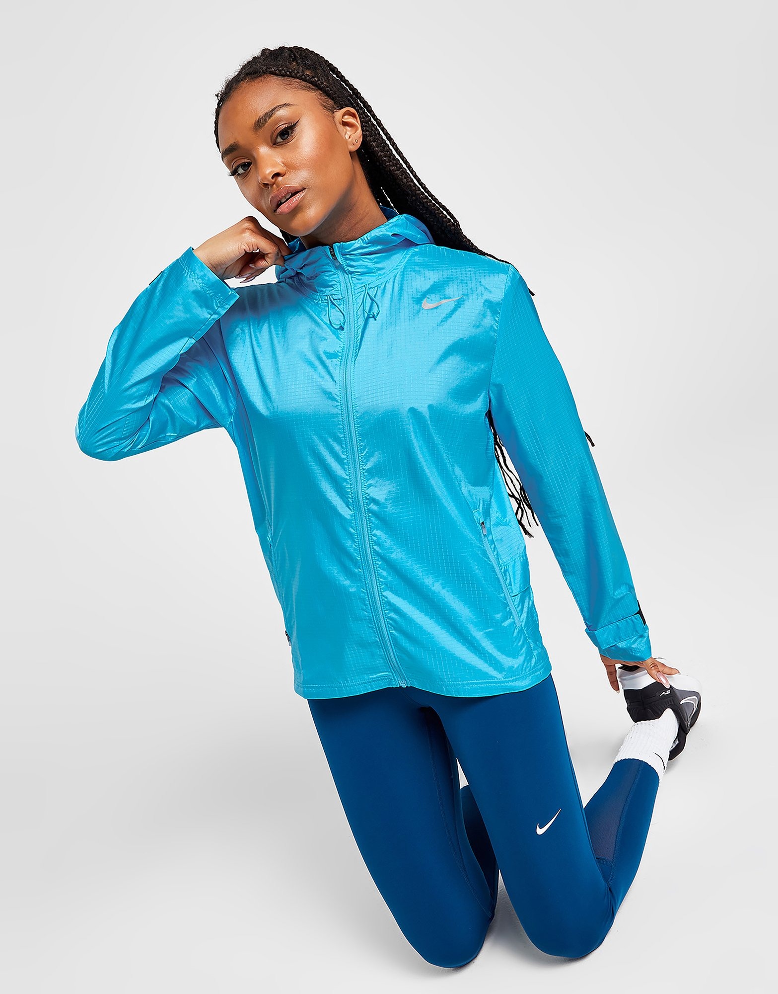 Bliksem Grillig toenemen Blauw Nike Running Essential Jacket Dames - JD Sports Nederland