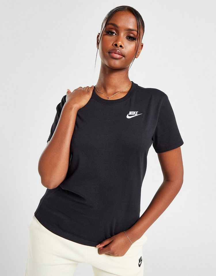 Black Nike Club Sportswear T-Shirt | JD Sports UK