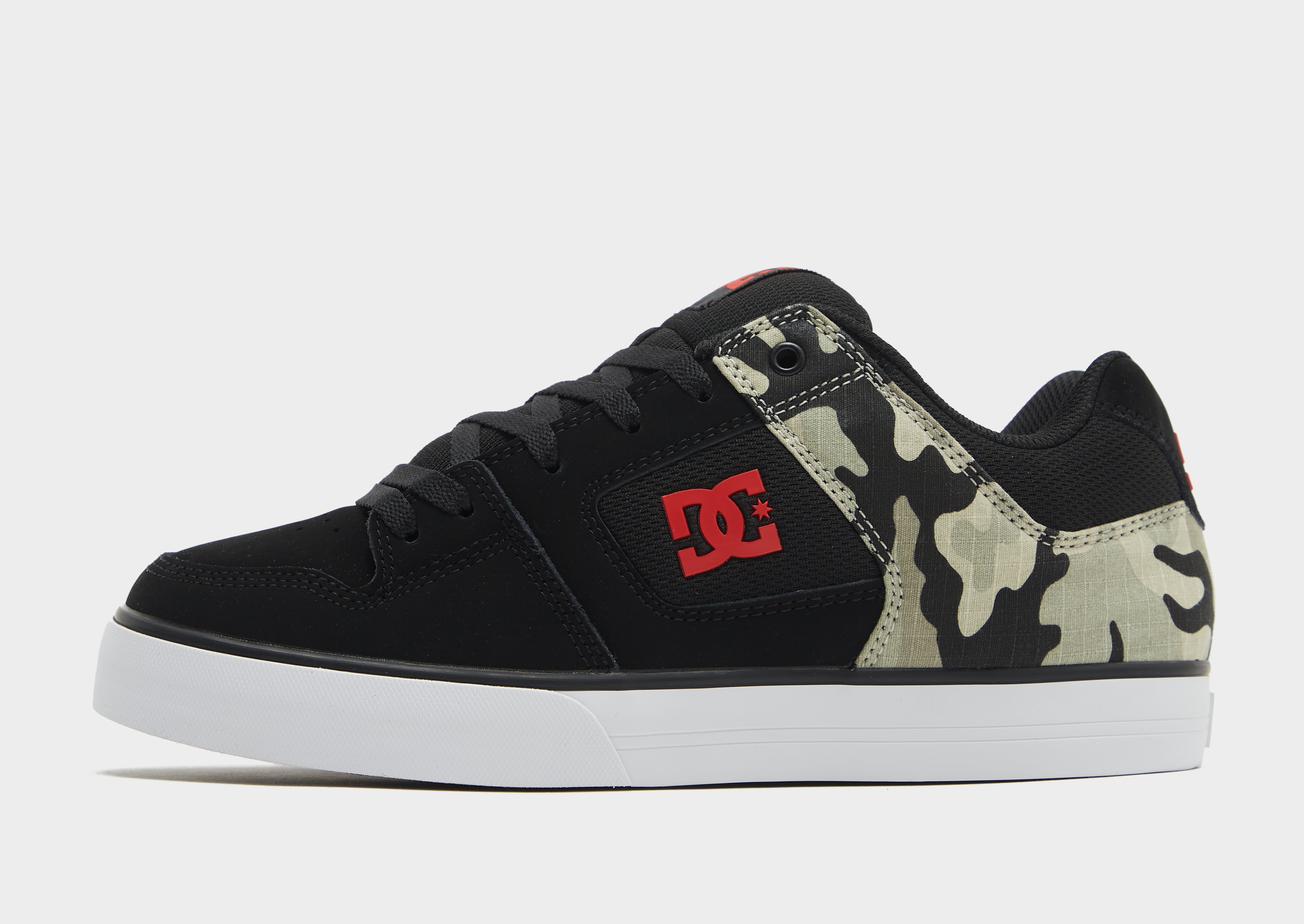 black dc shoes for men