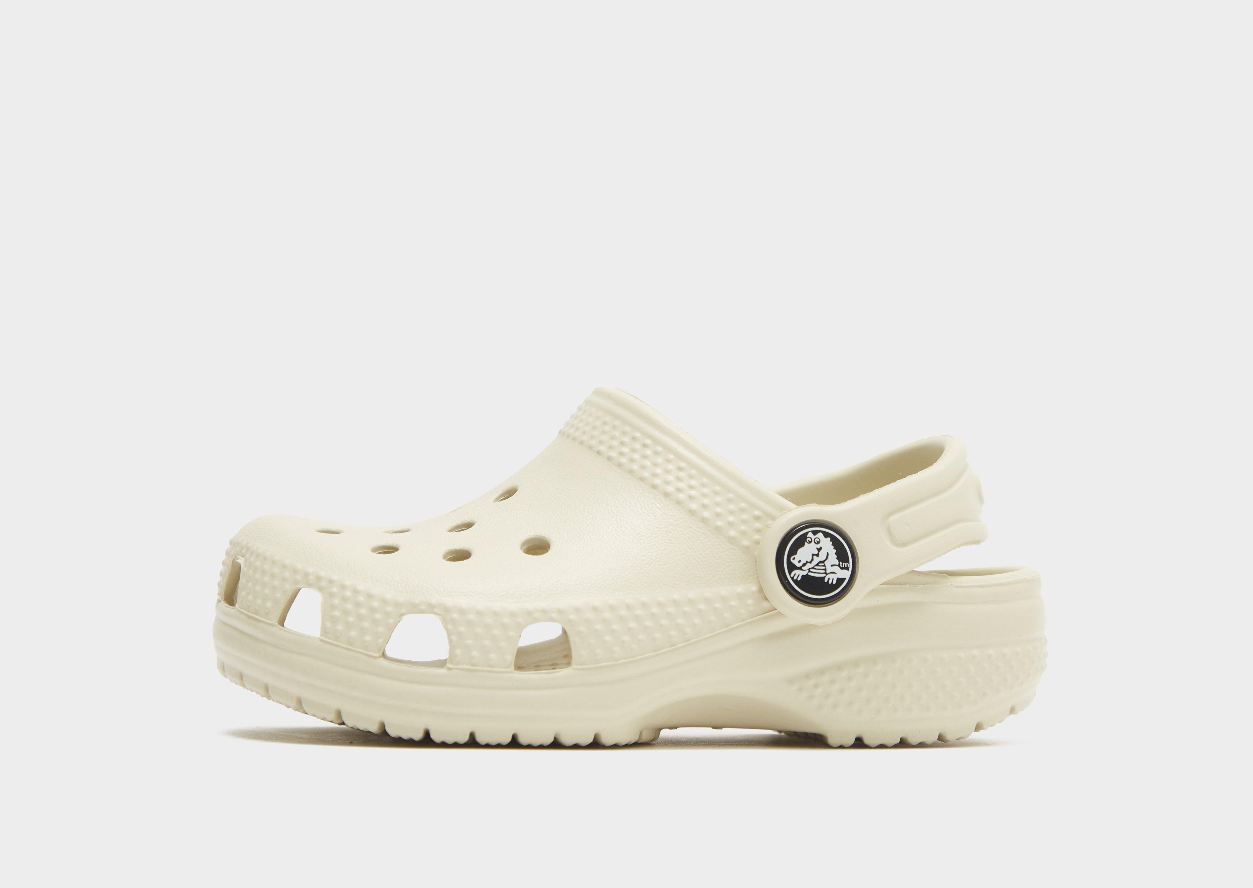 Winter hot sale white crocs