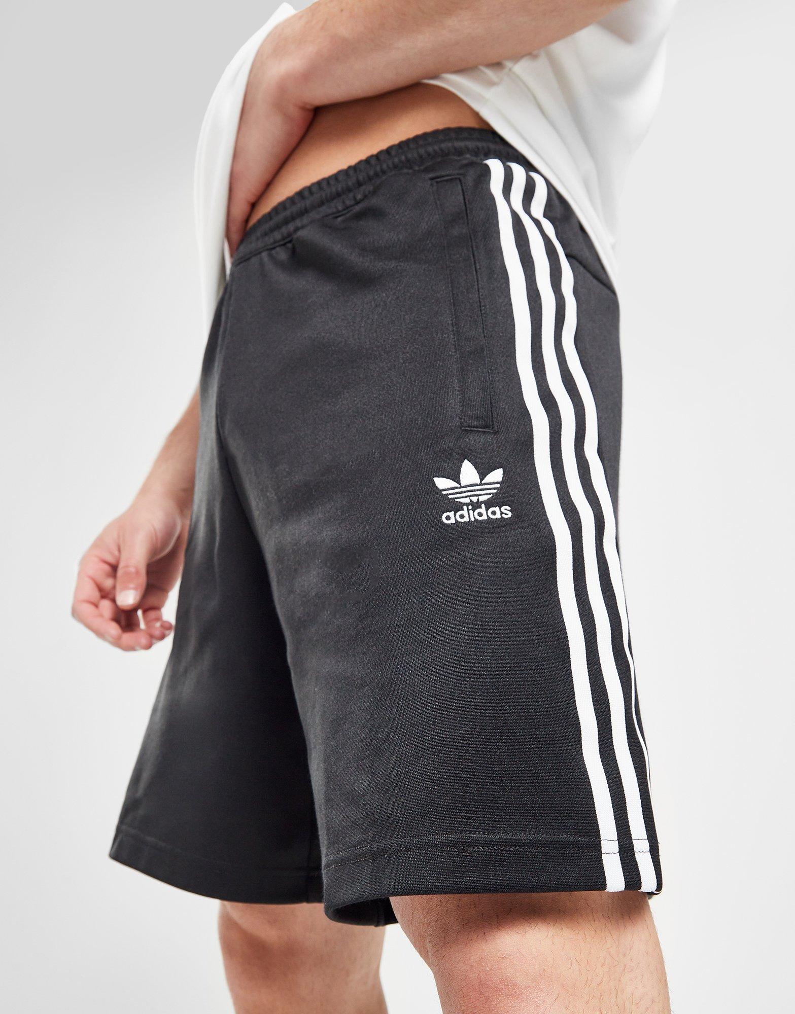 frequently Business description Applied adidas Originals SS Pantaloncini in Nero | JD Sports