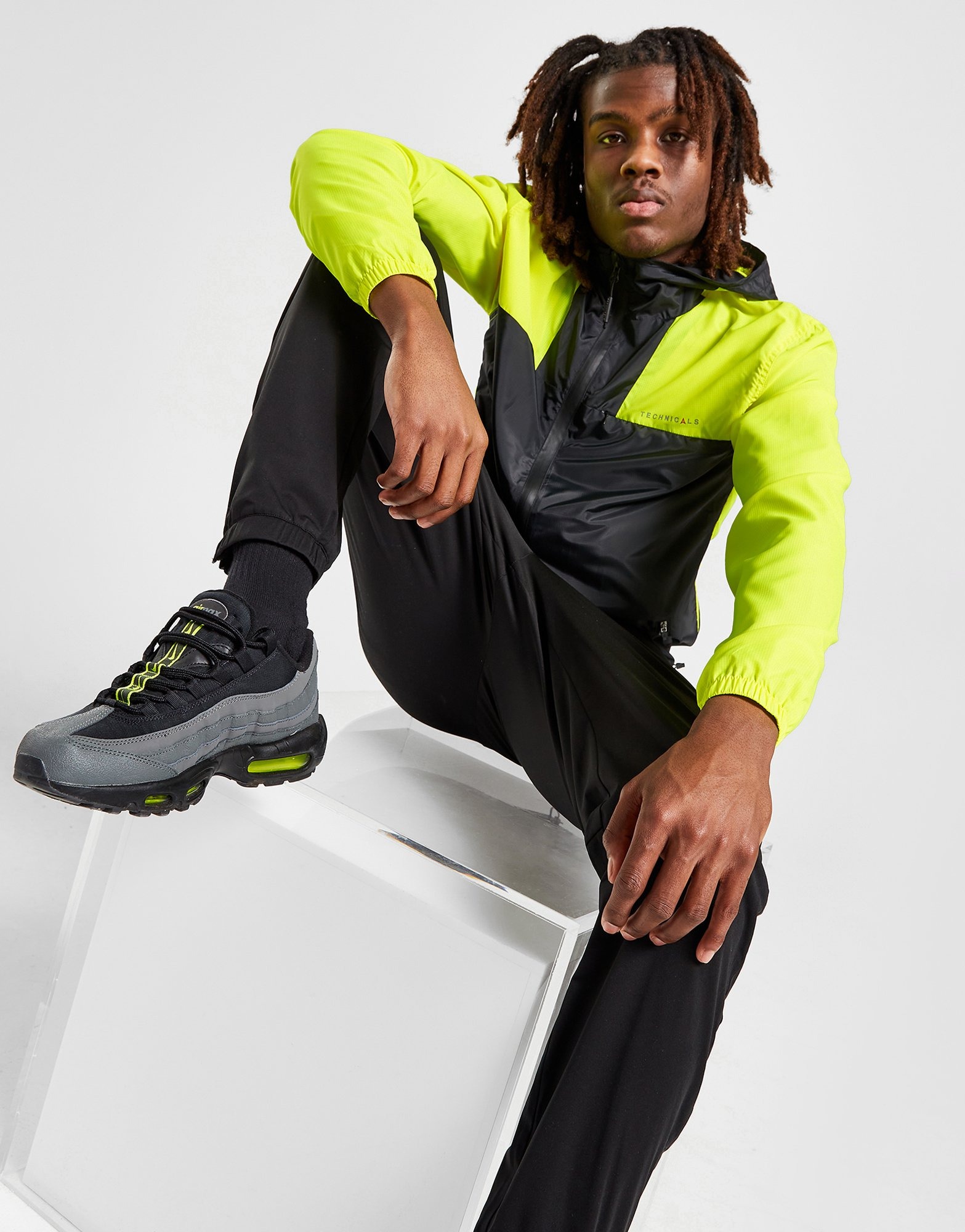 Black Technicals Flash Full Zip Jacket JD Sports