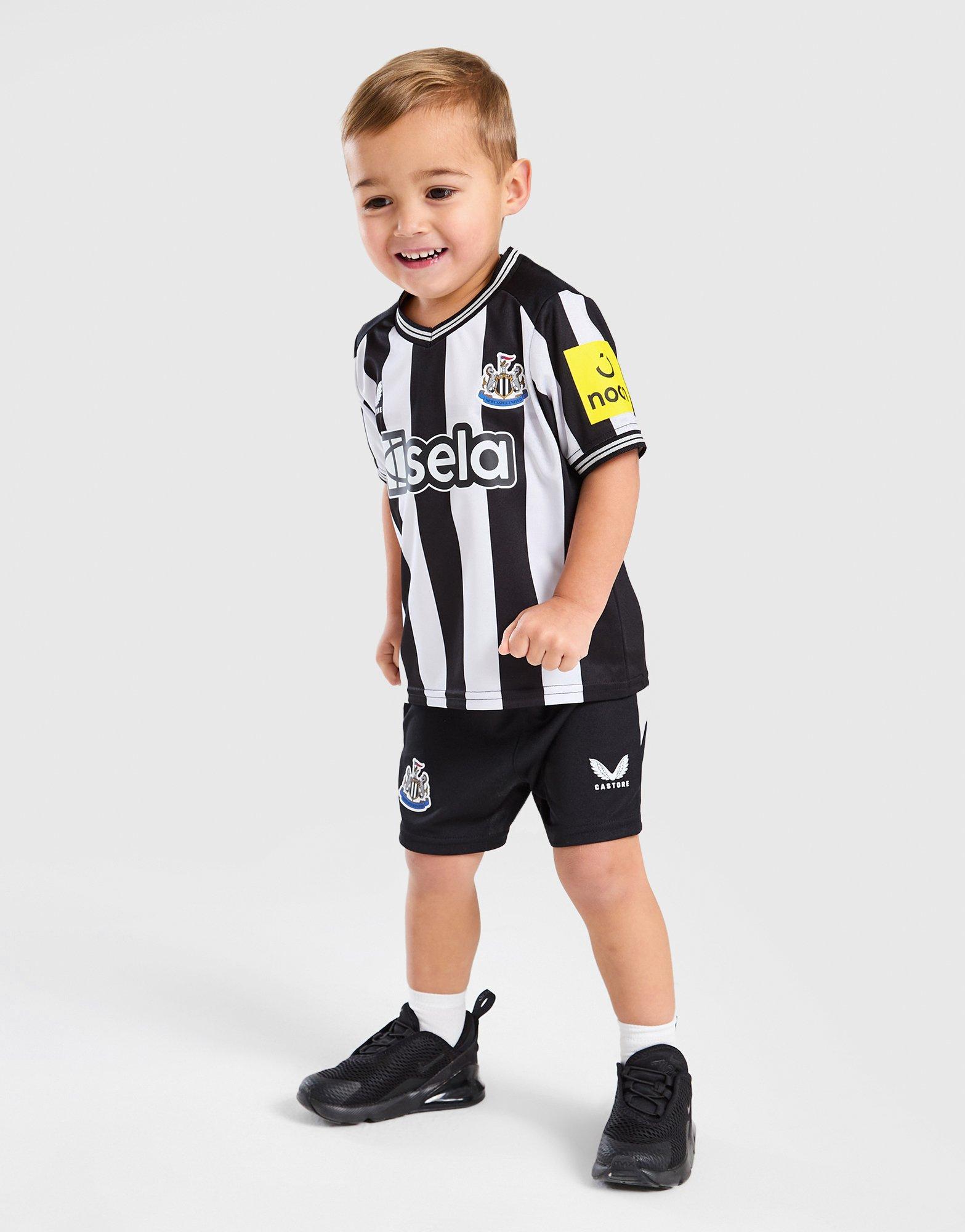 Newcastle united castore kit