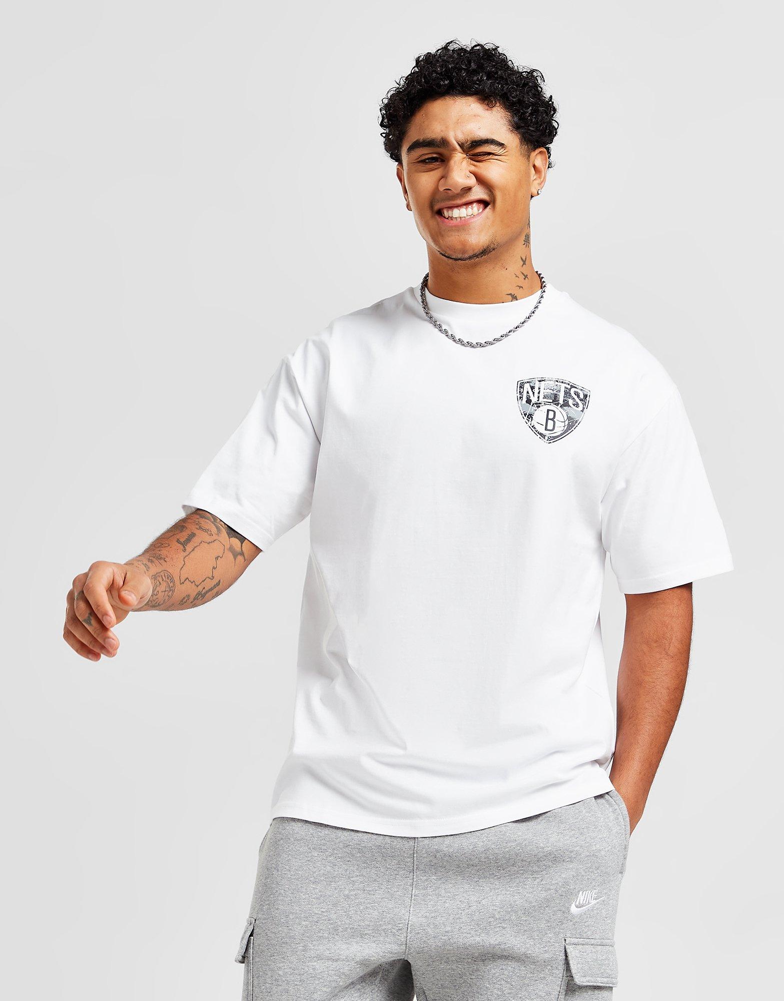 White New Era NBA Brooklyn Nets Logo Oversized T-Shirt