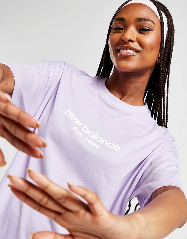 New Balance Logo Short Sleeve Boyfriend T-Shirt