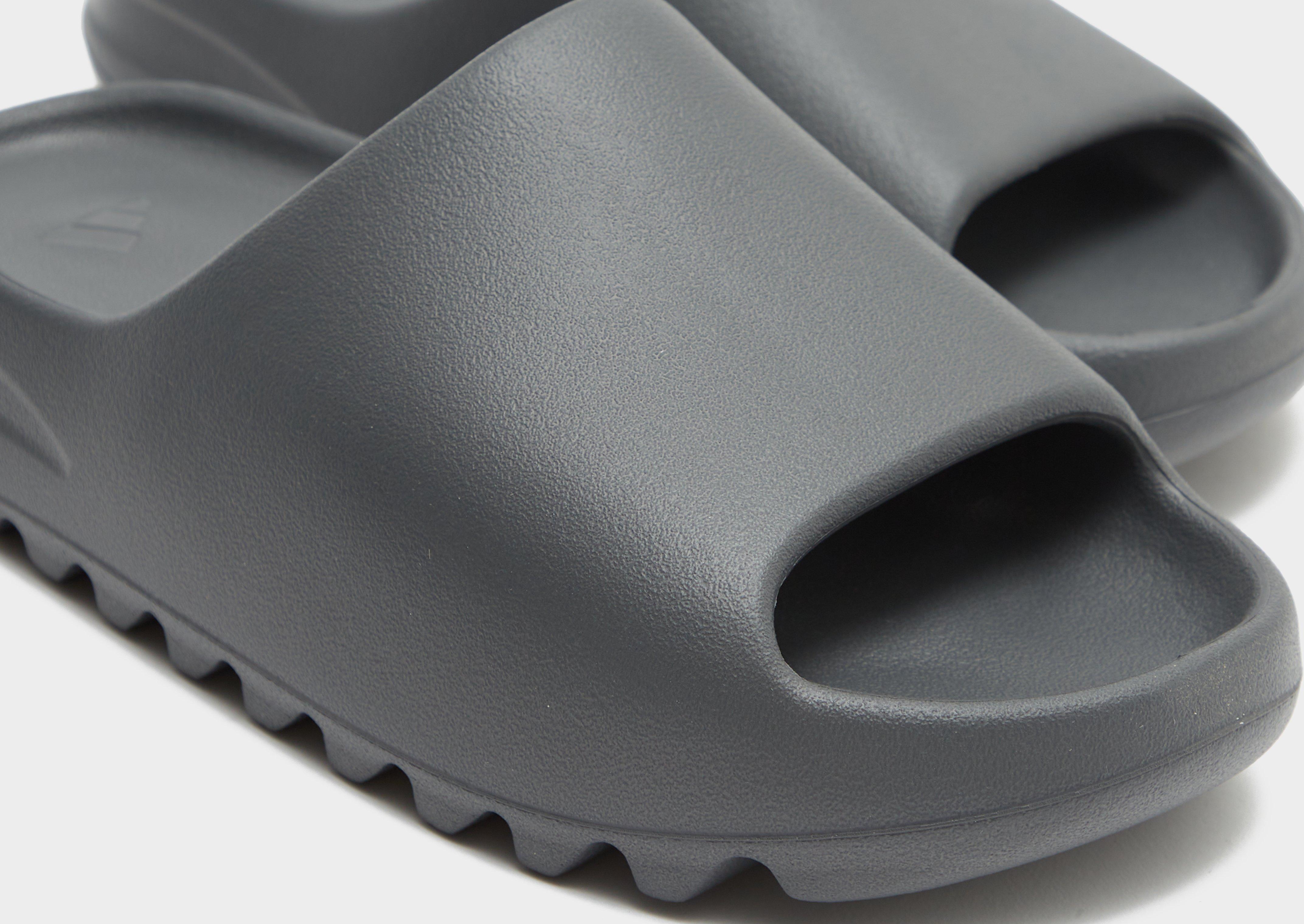 adidas YEEZY Slide