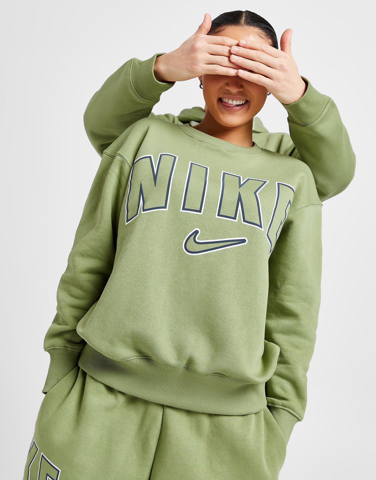 Green hotsell nike pullover