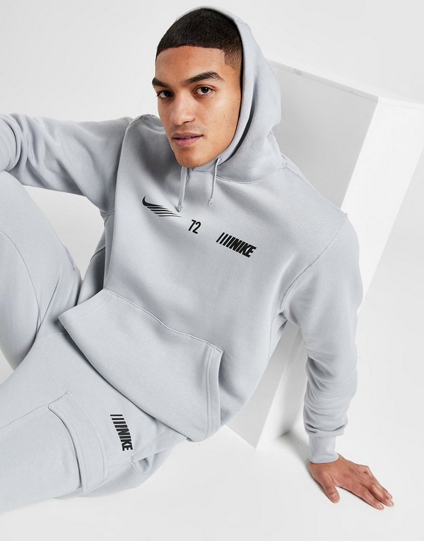 Nike Standard Issue Hoodie