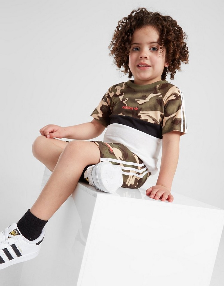 adidas Originals Camo Print T-Shirt/Shorts Set Infant