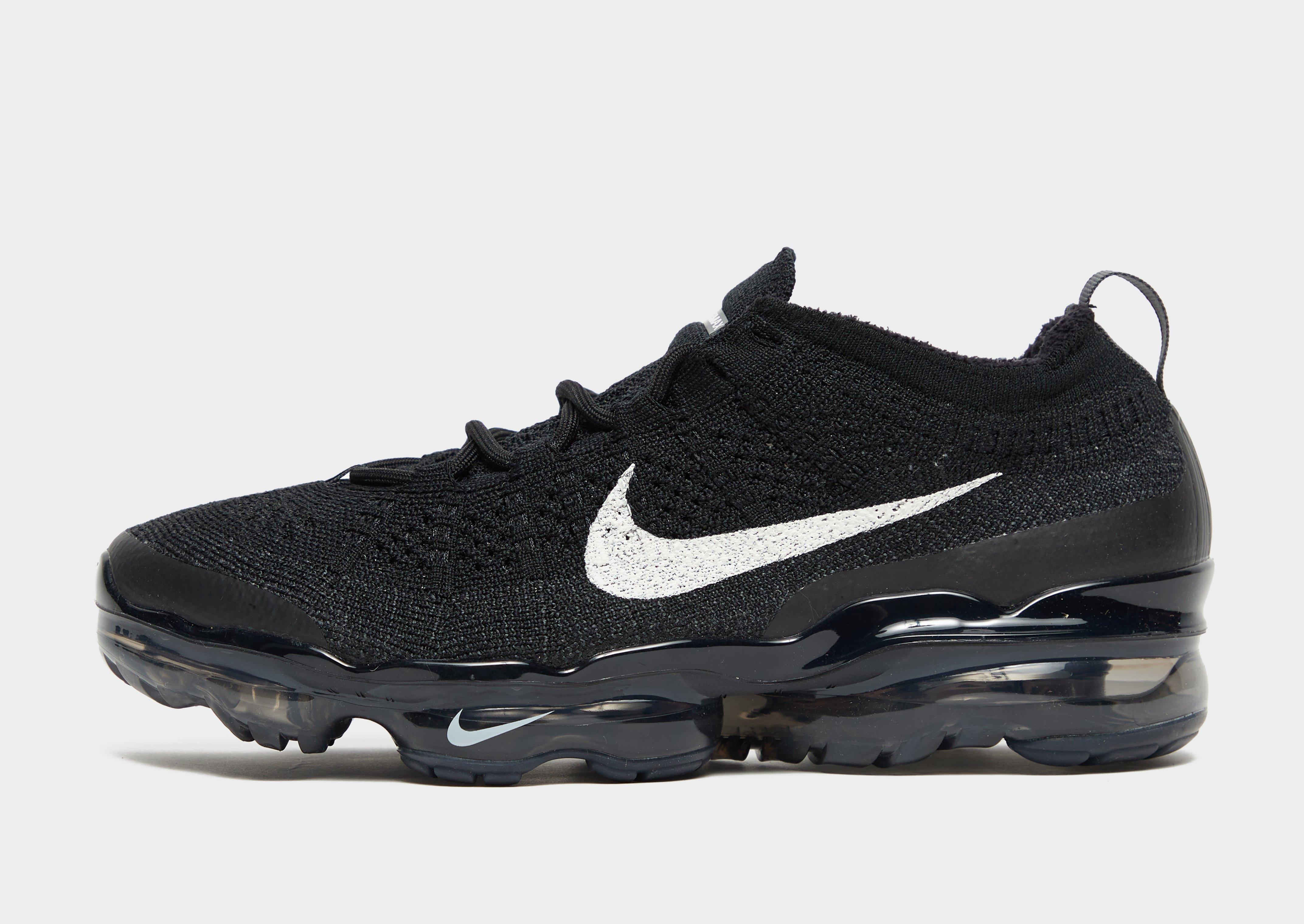 Vapormax black and on sale burgundy