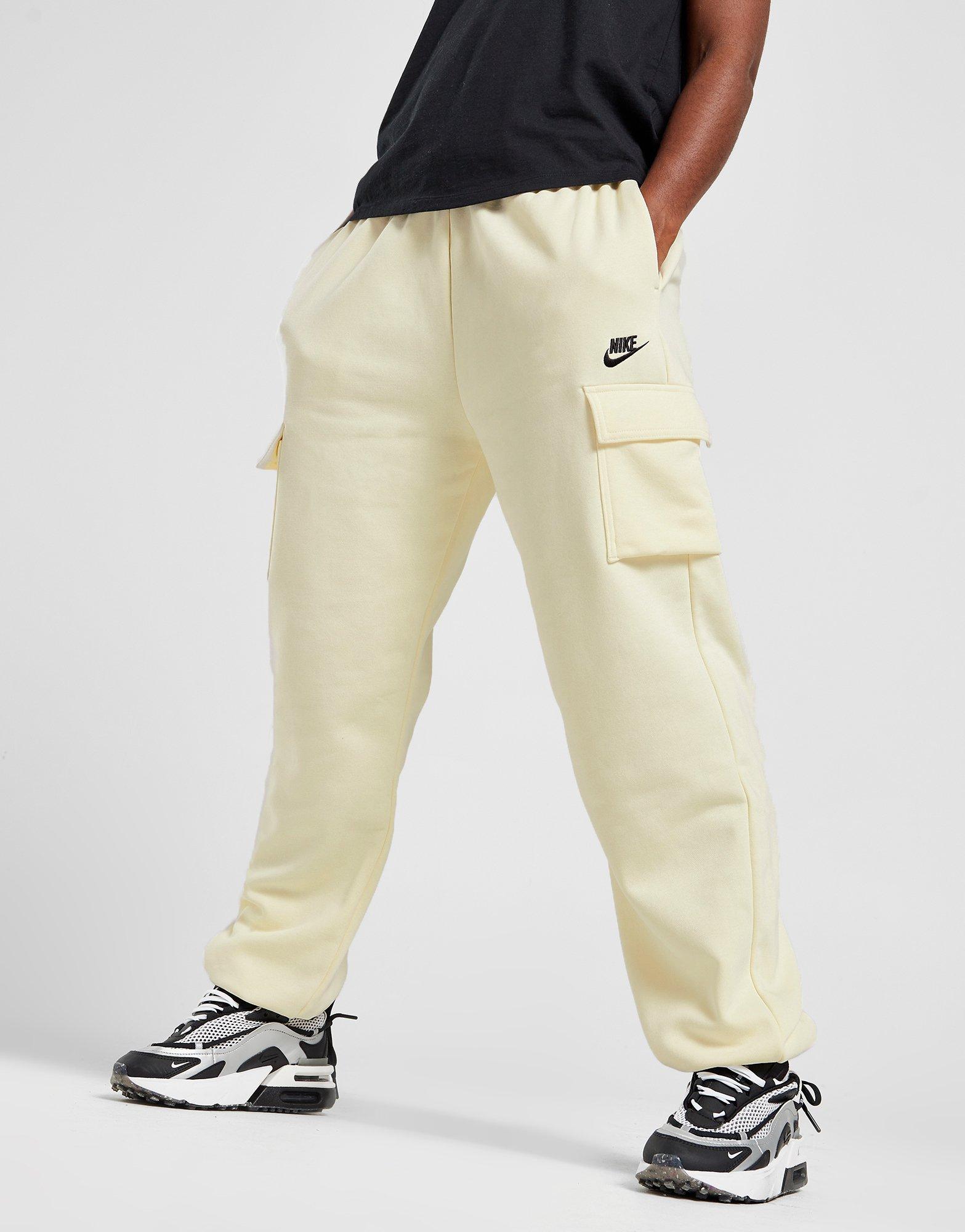 Nike Club Fleece Cargo Joggers