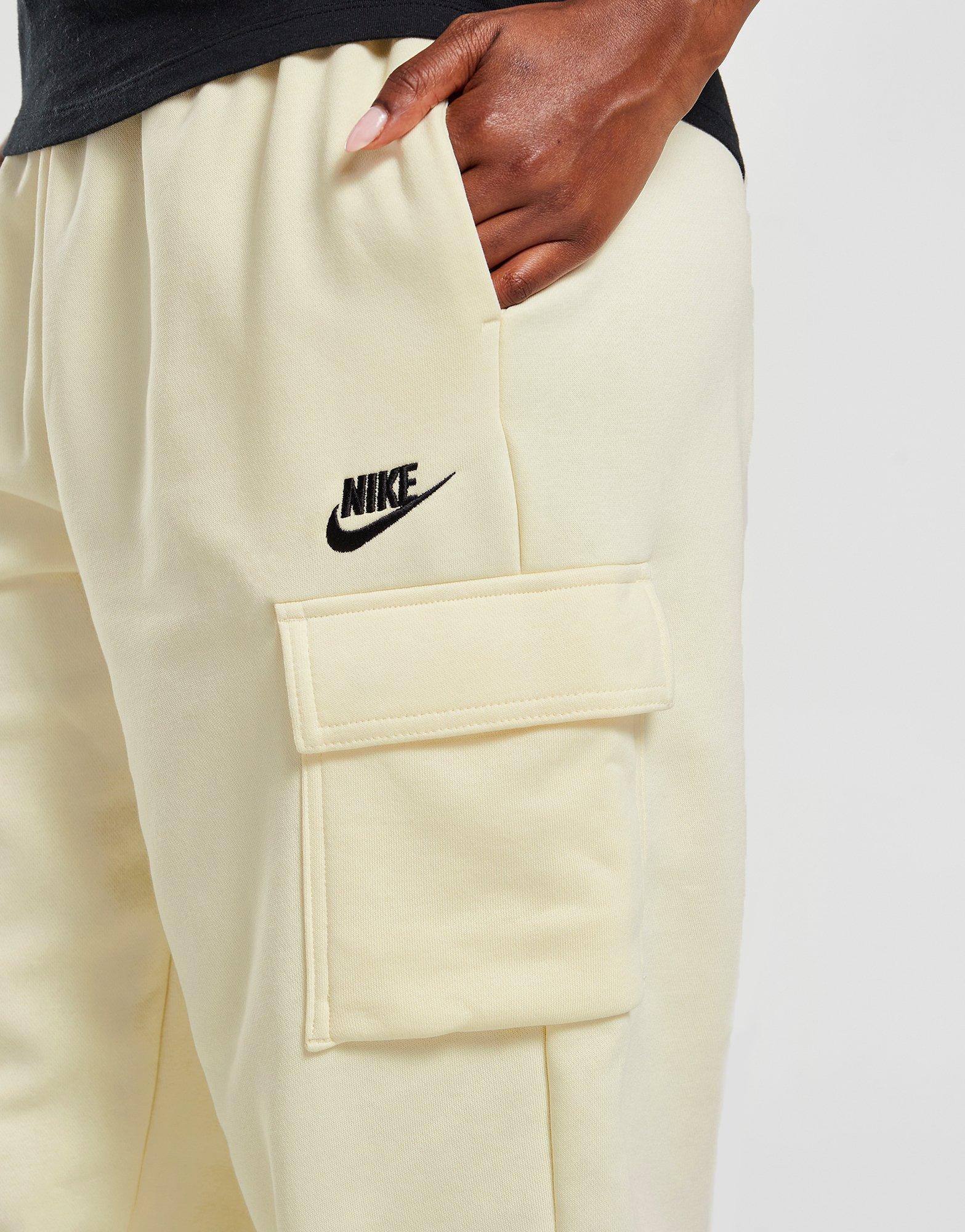 Nike Club Fleece Cargo Joggers
