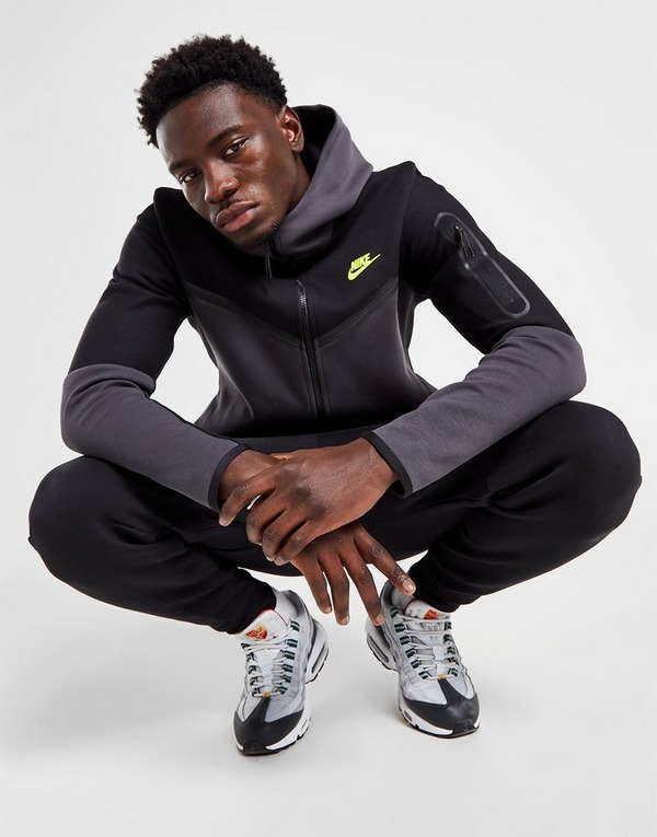 Black Nike Tech Fleece Full Zip JD Global