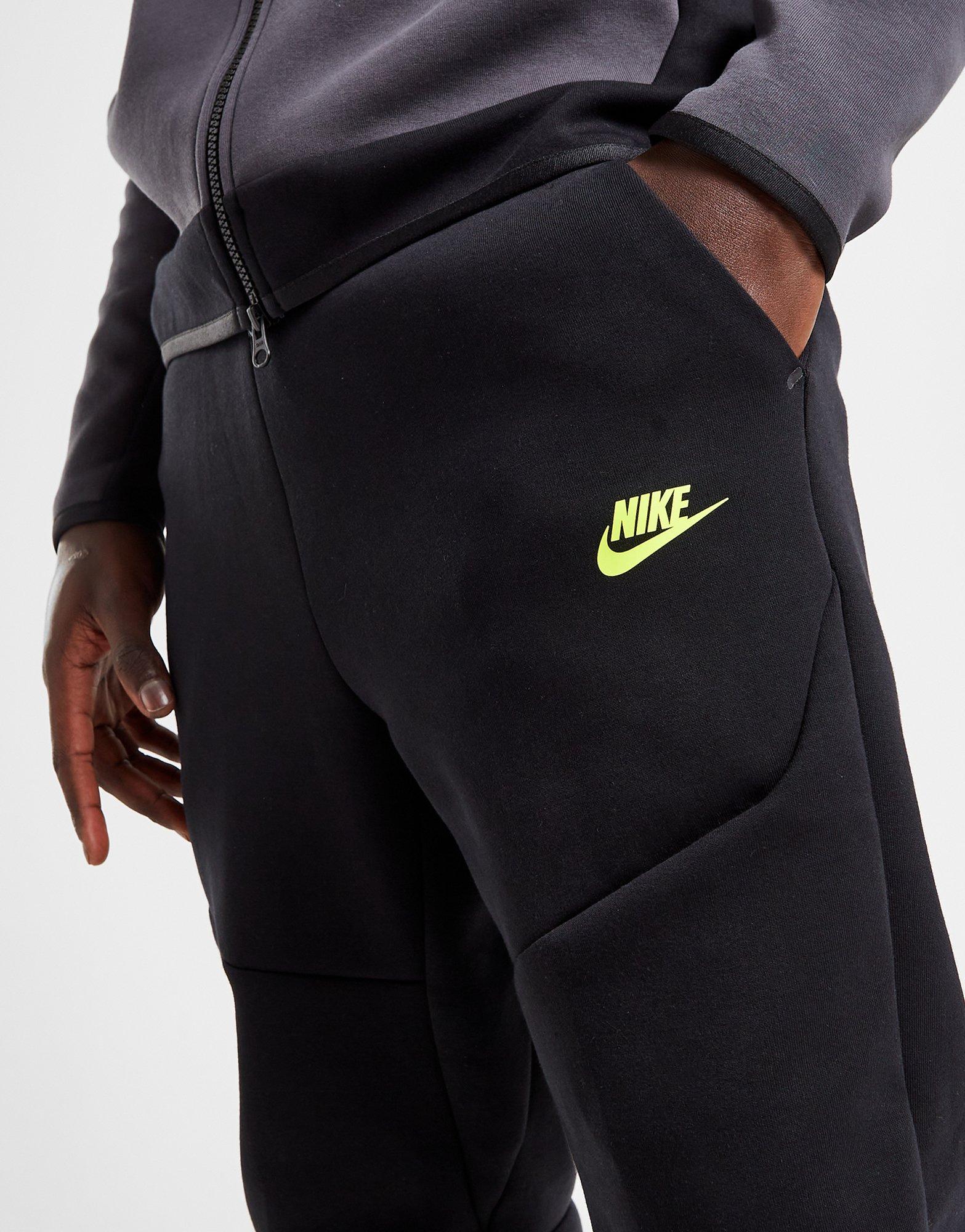 Nike Sweatpants NSW Tech Fleece - Black/Volt
